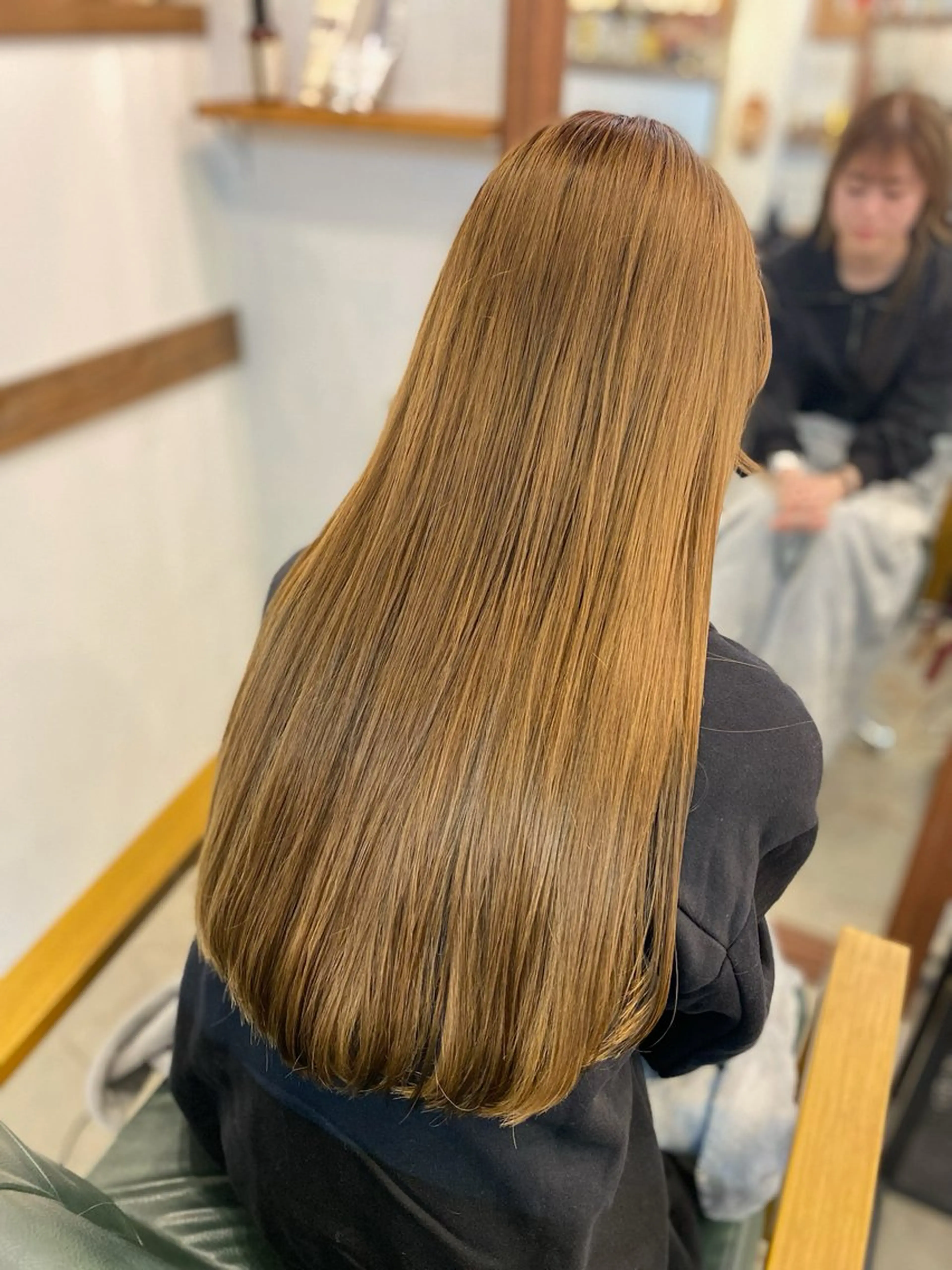 ロング カラー 'Inovel'所属・木宮 美緒のヘアスタイル