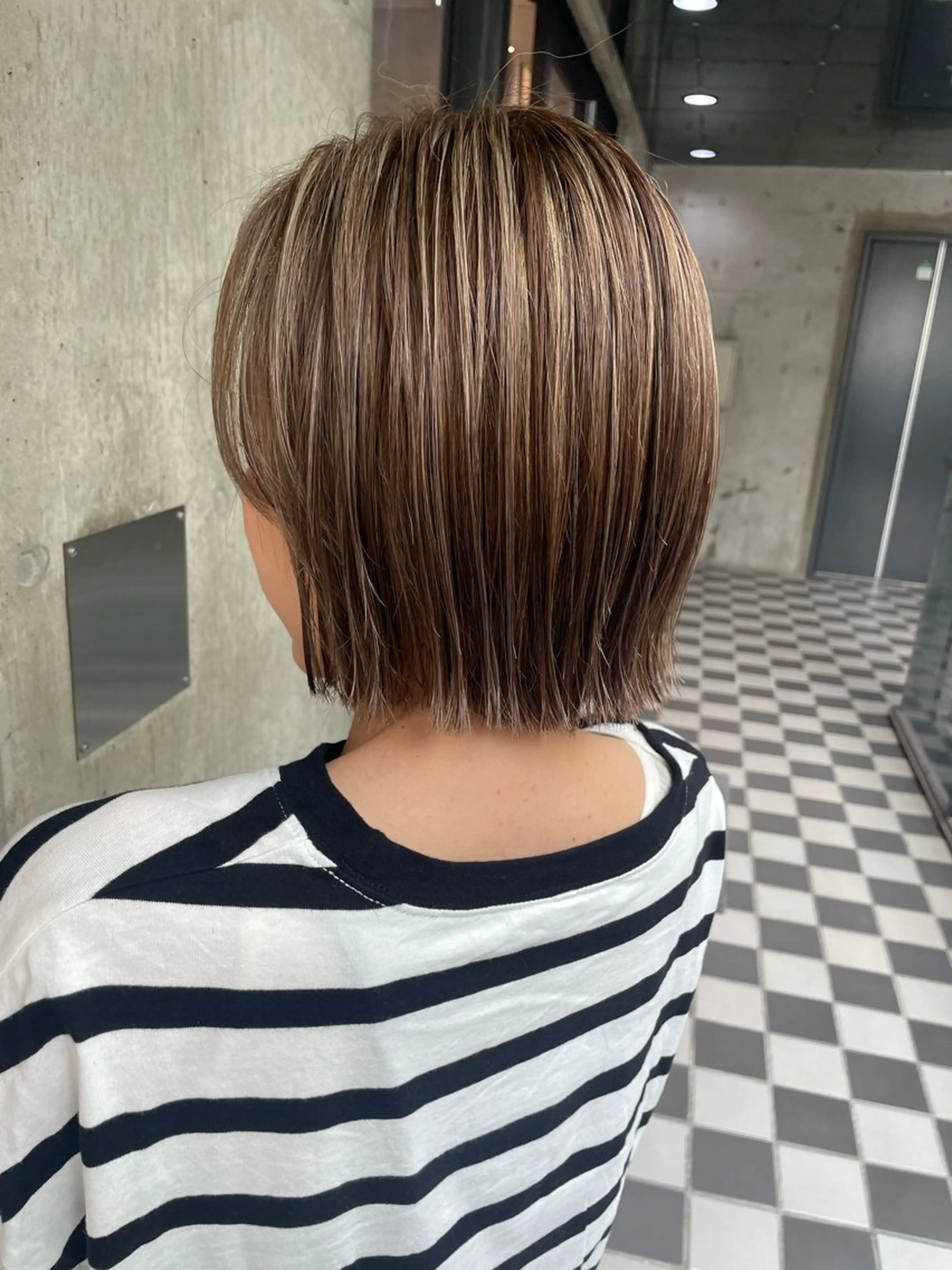 ミディアム ヘアカラー 🌊ハイライト Rizu🌊のヘアスタイル