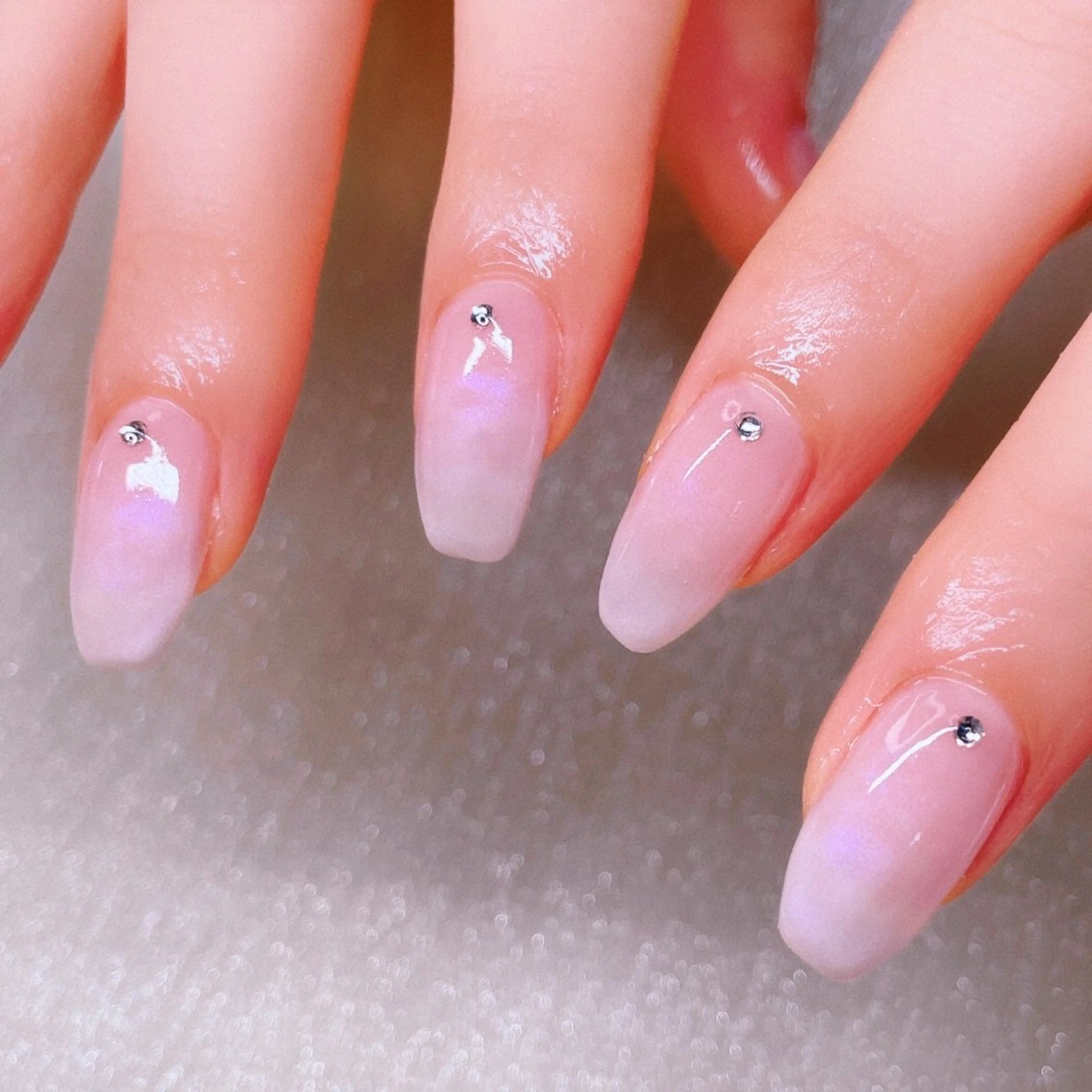 ネイル 長さ出し ストーンネイル ハンドネイル Nailist SUZU所属・Nailist suzuのネイルデザイン