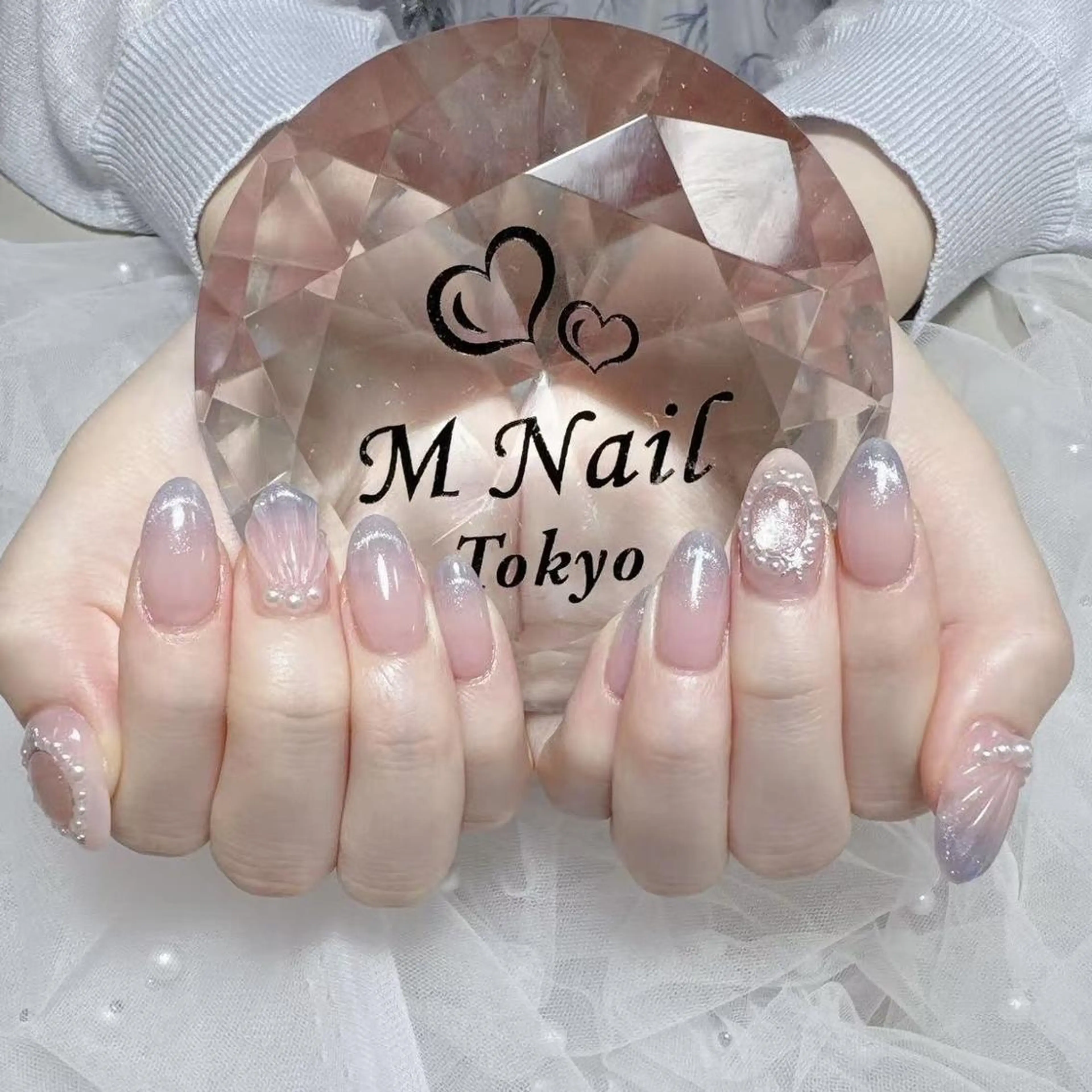 ネイル M✨ワンホン風ネイル パラジェル取扱🦋リのネイルデザイン