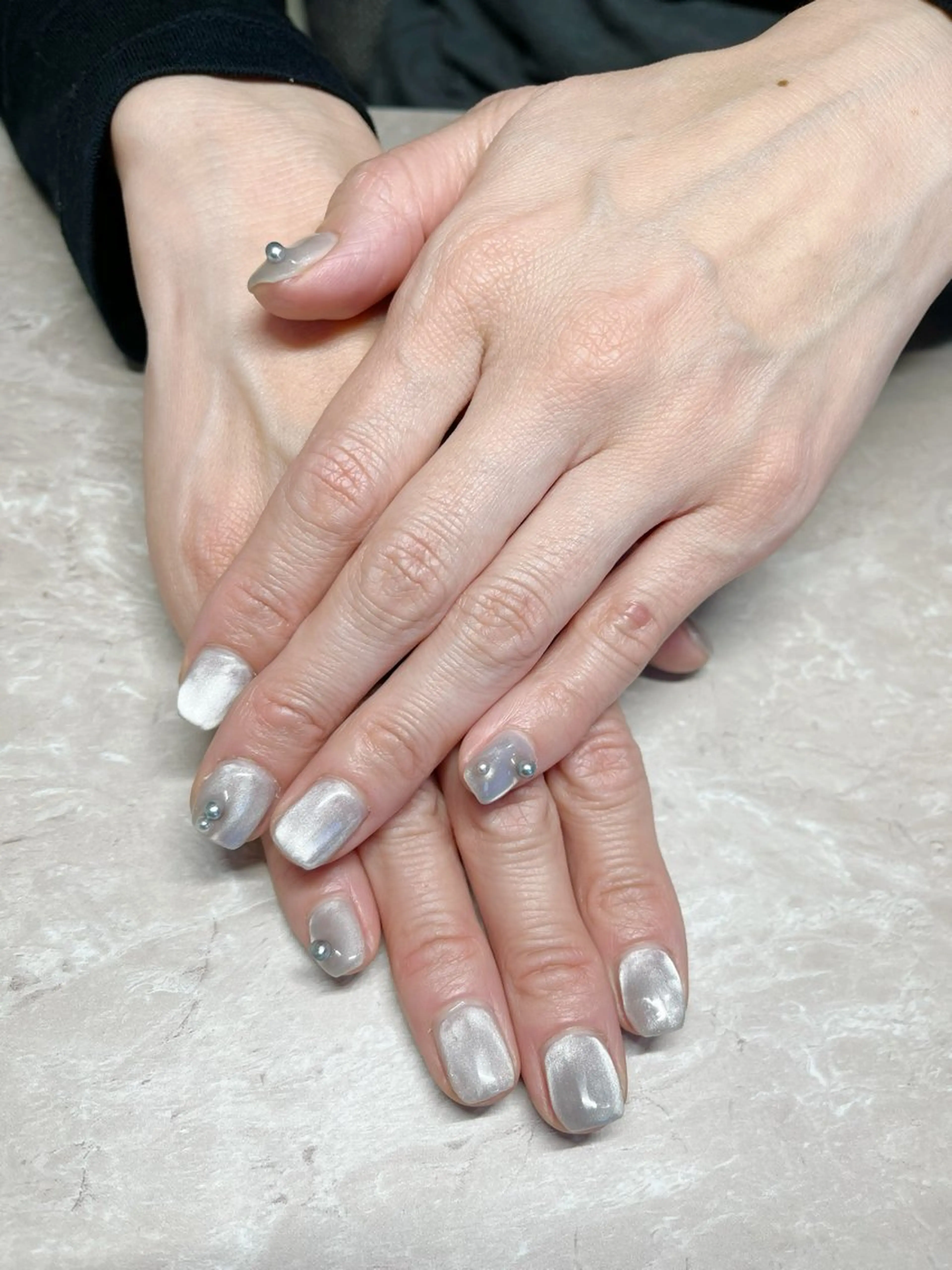 ネイル マグネットネイル シルバー Baby nail所属・Takahashi kanameのネイルデザイン