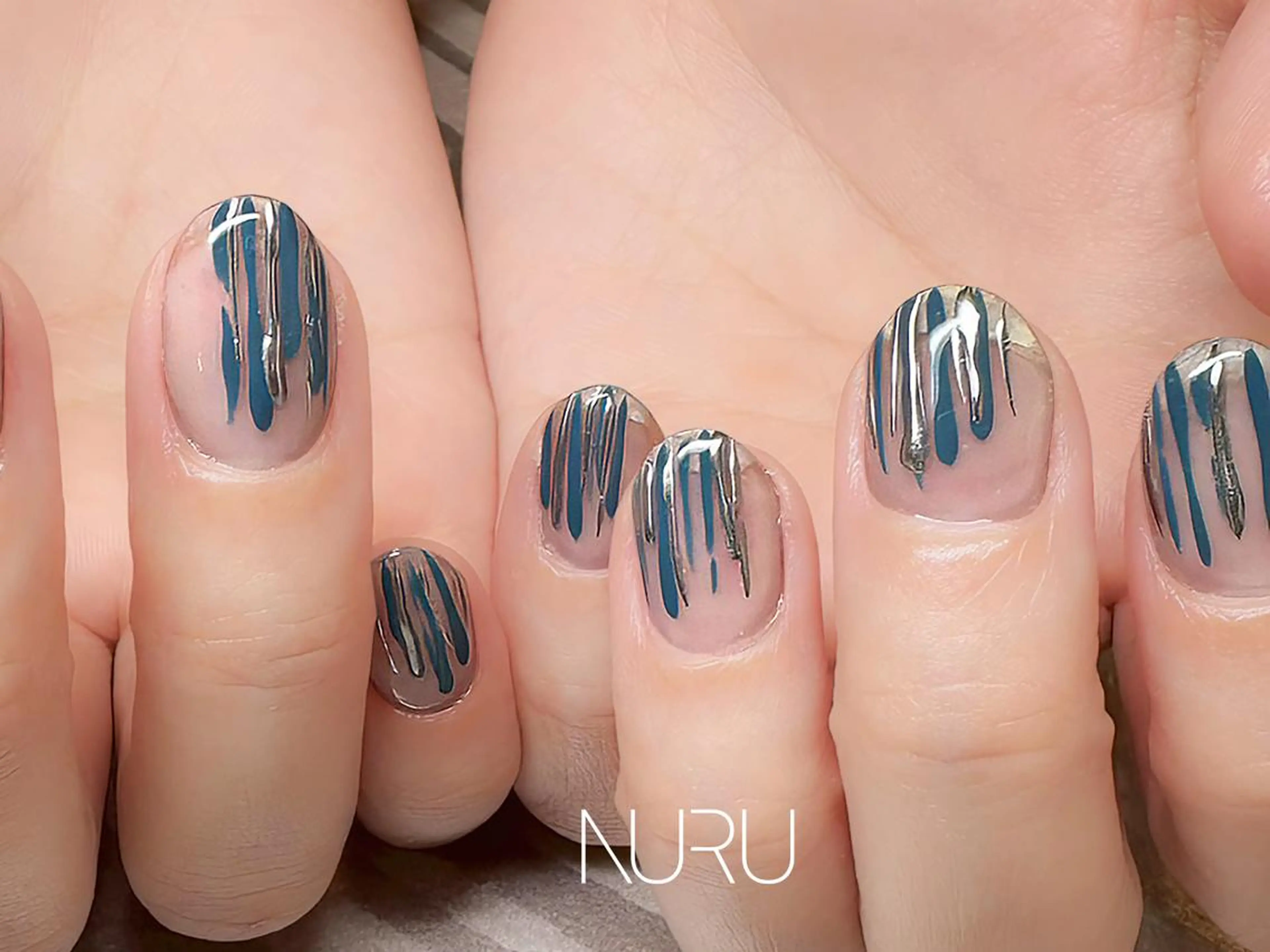 ネイル クリアネイル ニュアンスネイル NURU NAIL ヌルネイル新宿のネイルデザイン