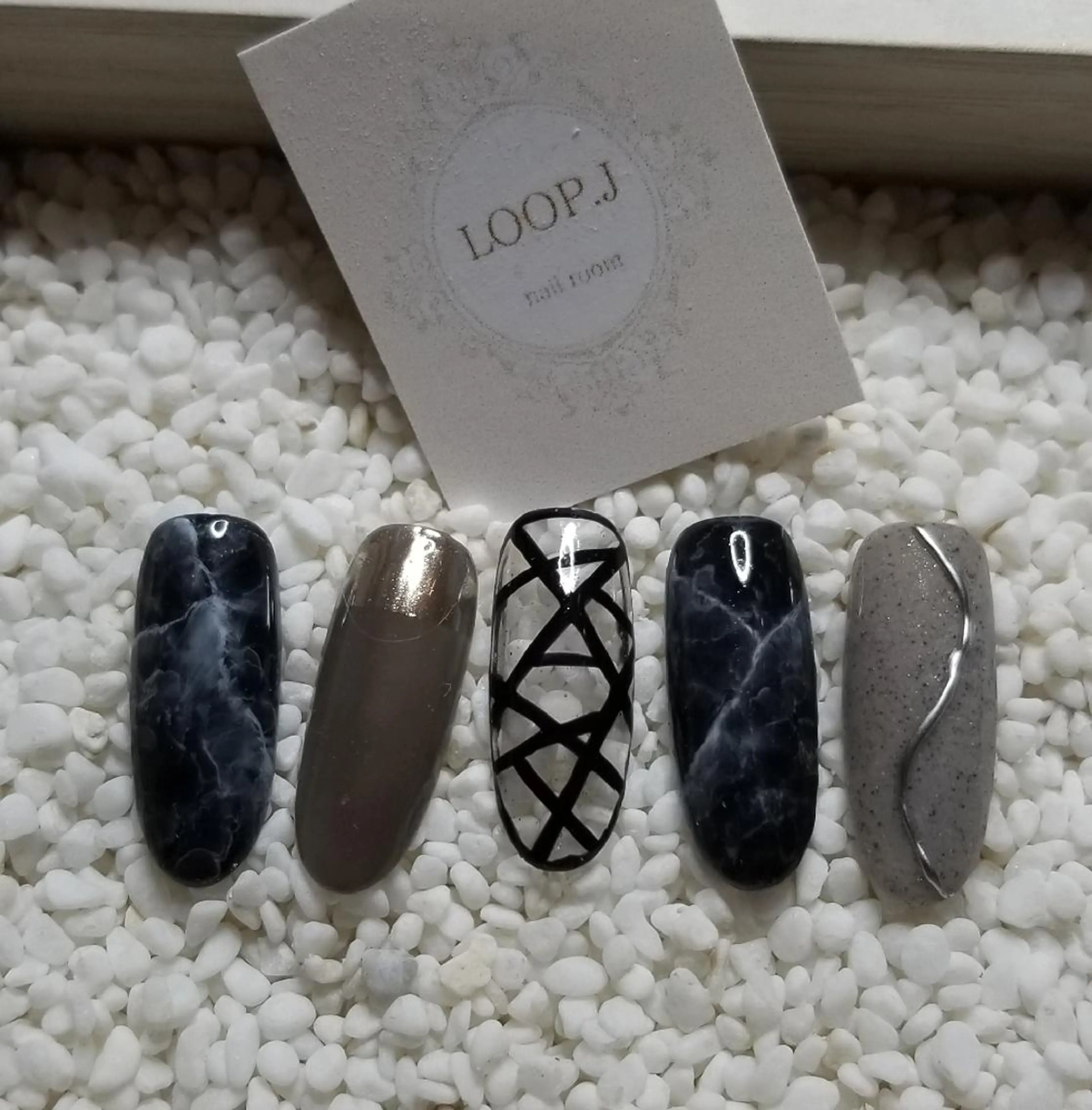 ネイル ハンドネイル おおくぼ めぐみのネイルデザイン