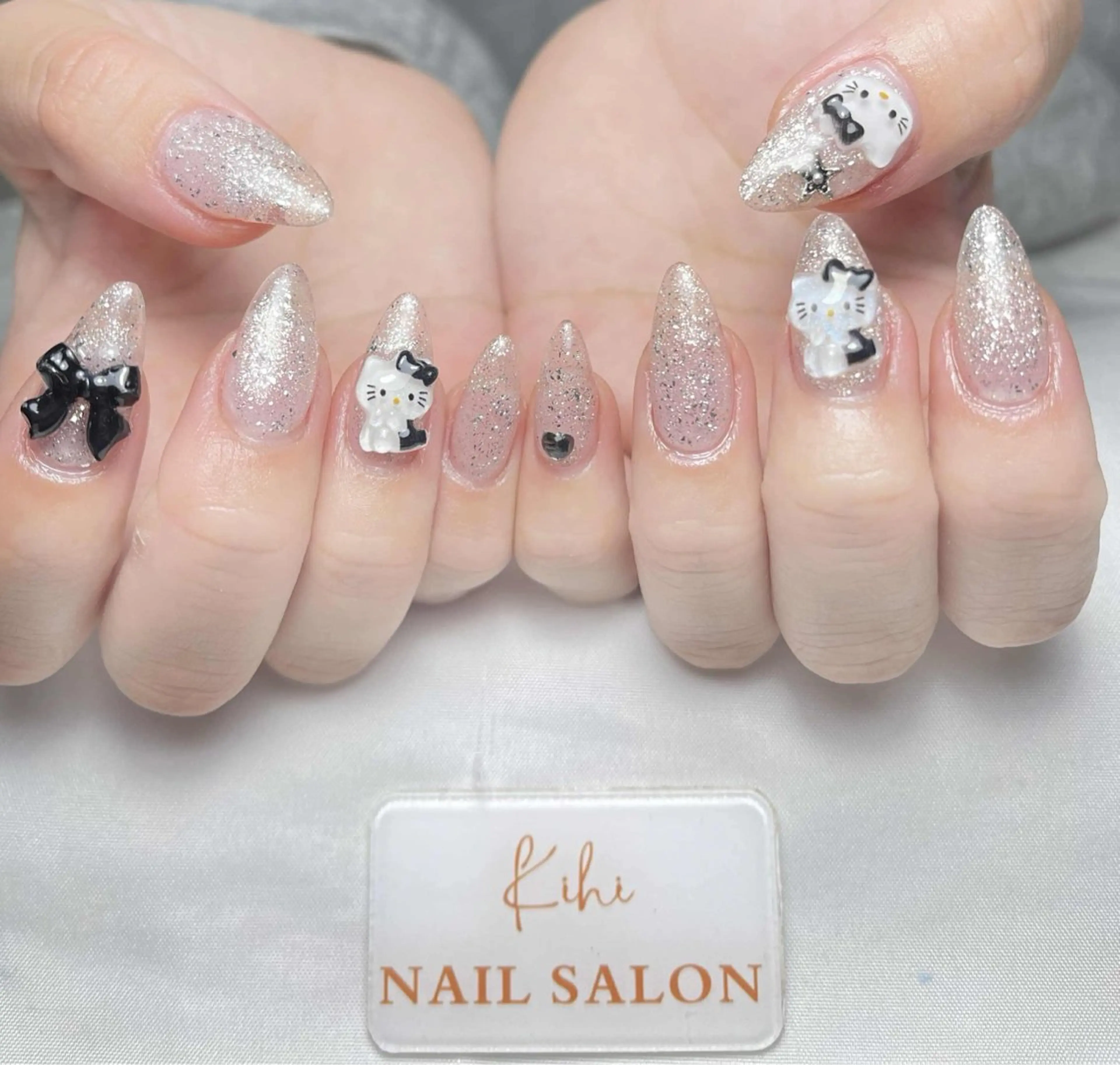 ネイル ハンドネイル 💕鈴木ユリ パラジェル/オフ無料のネイルデザイン