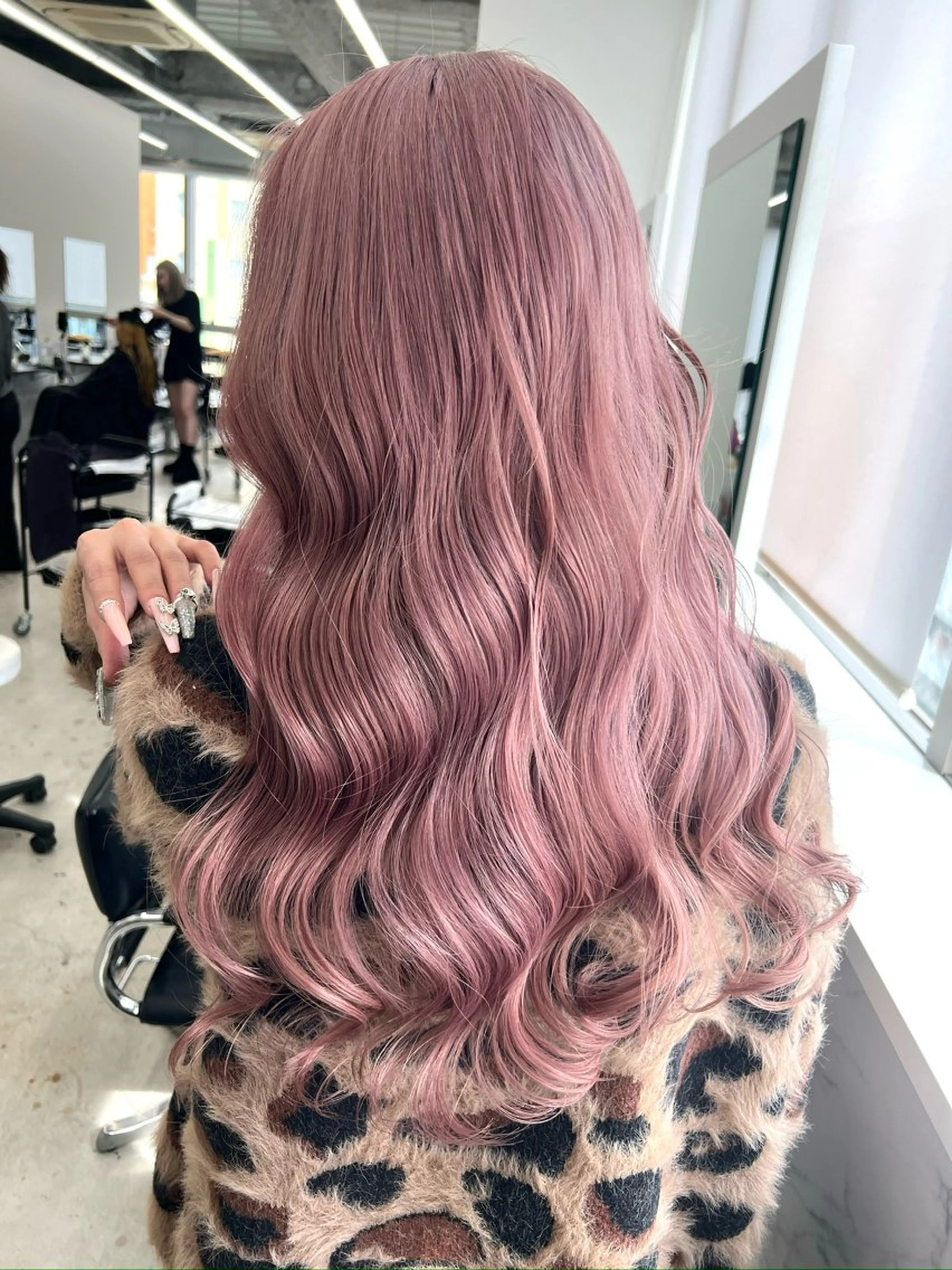 フルブリーチから作るハイトーンカラー ¥13,900​〜​の写真