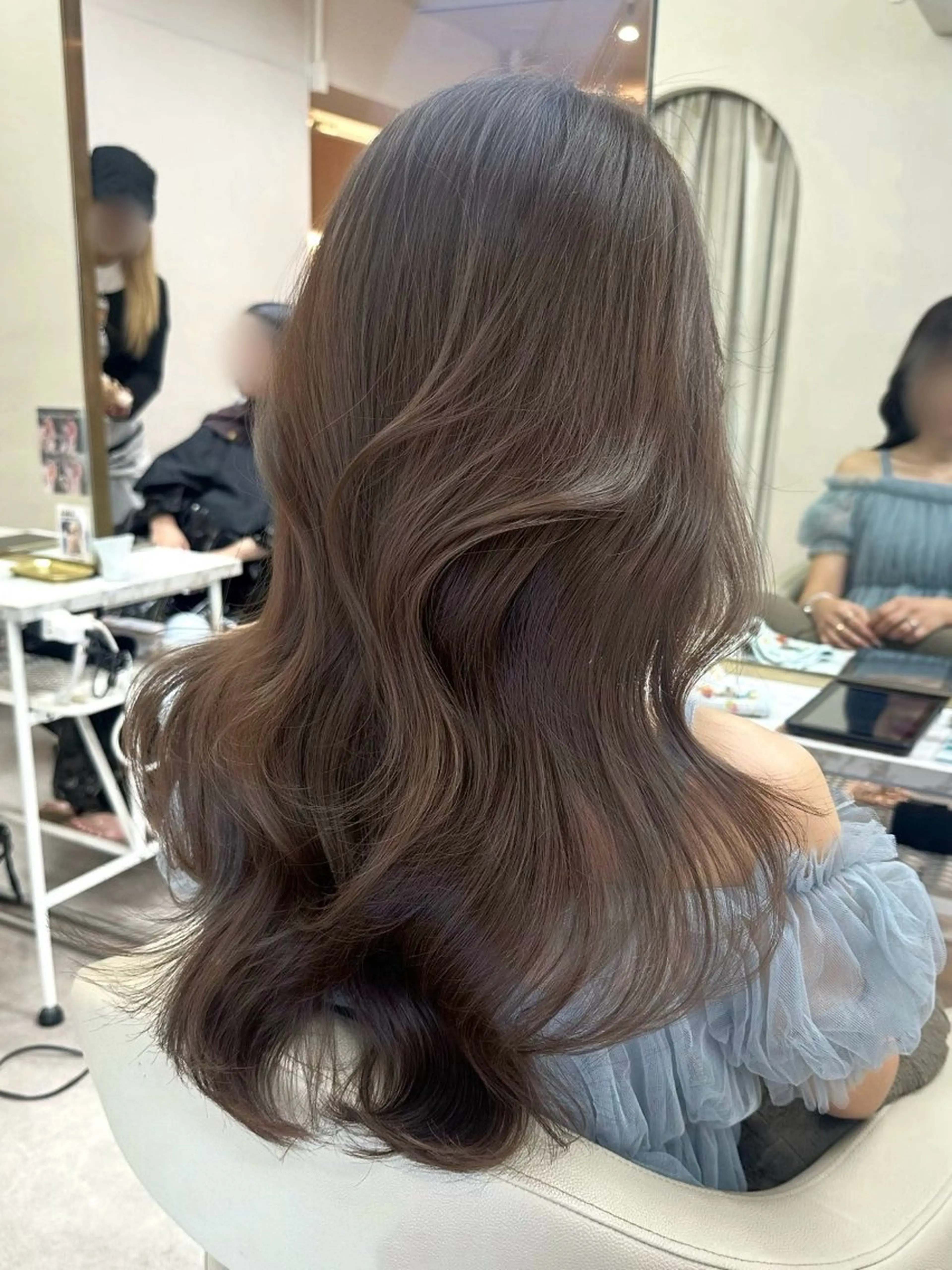 ロング カラー レイヤーカット 韓国ヘア🦢🖤 Sayumiのヘアスタイル