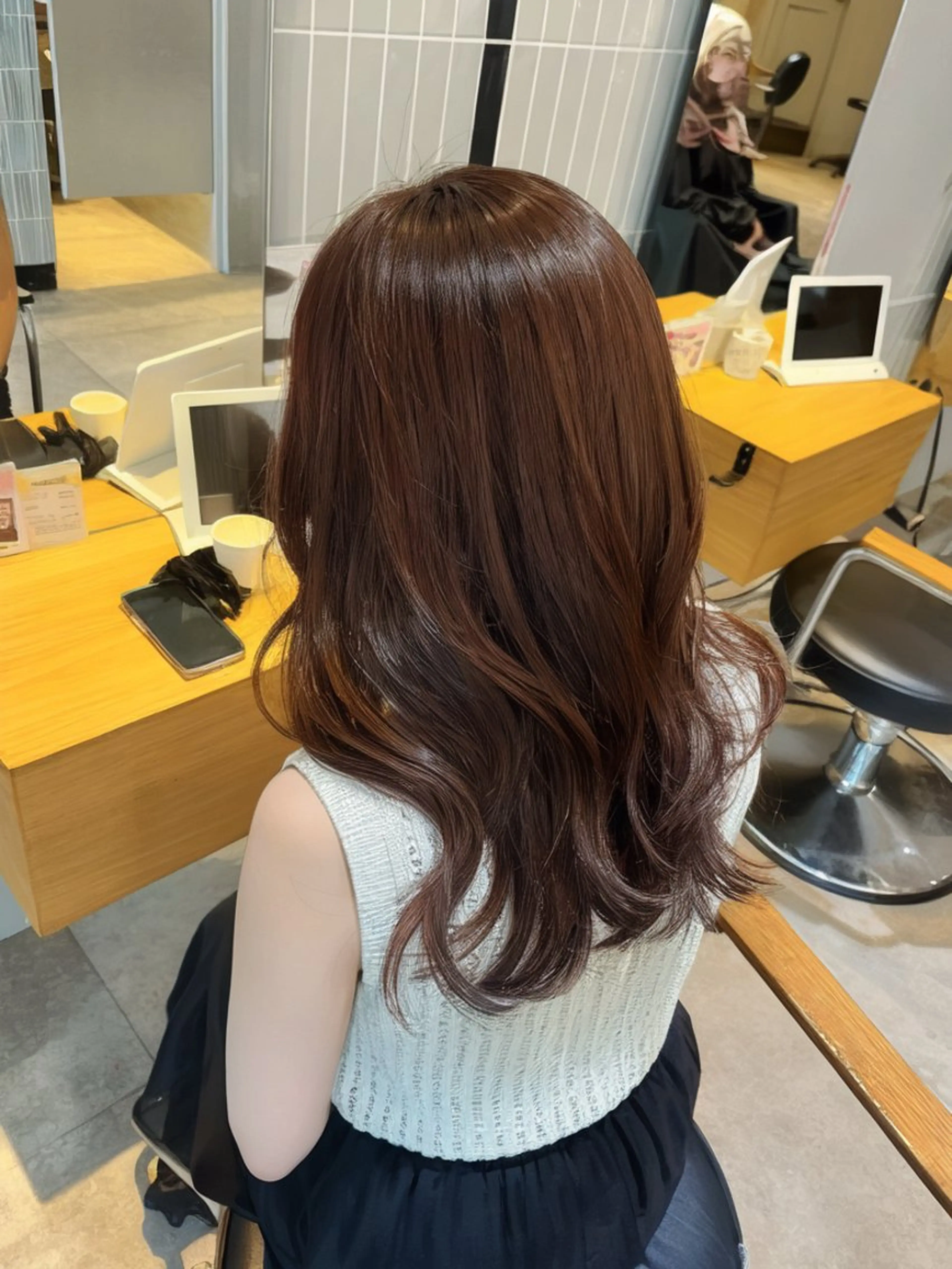 ロング カラー ケアカラー 透明感カラー デザインカット 髪質改善 レイヤーカット ラフィスヘアードープ所属・👑髪質改善wカラー /ハイトーン/アユカのヘアスタイル