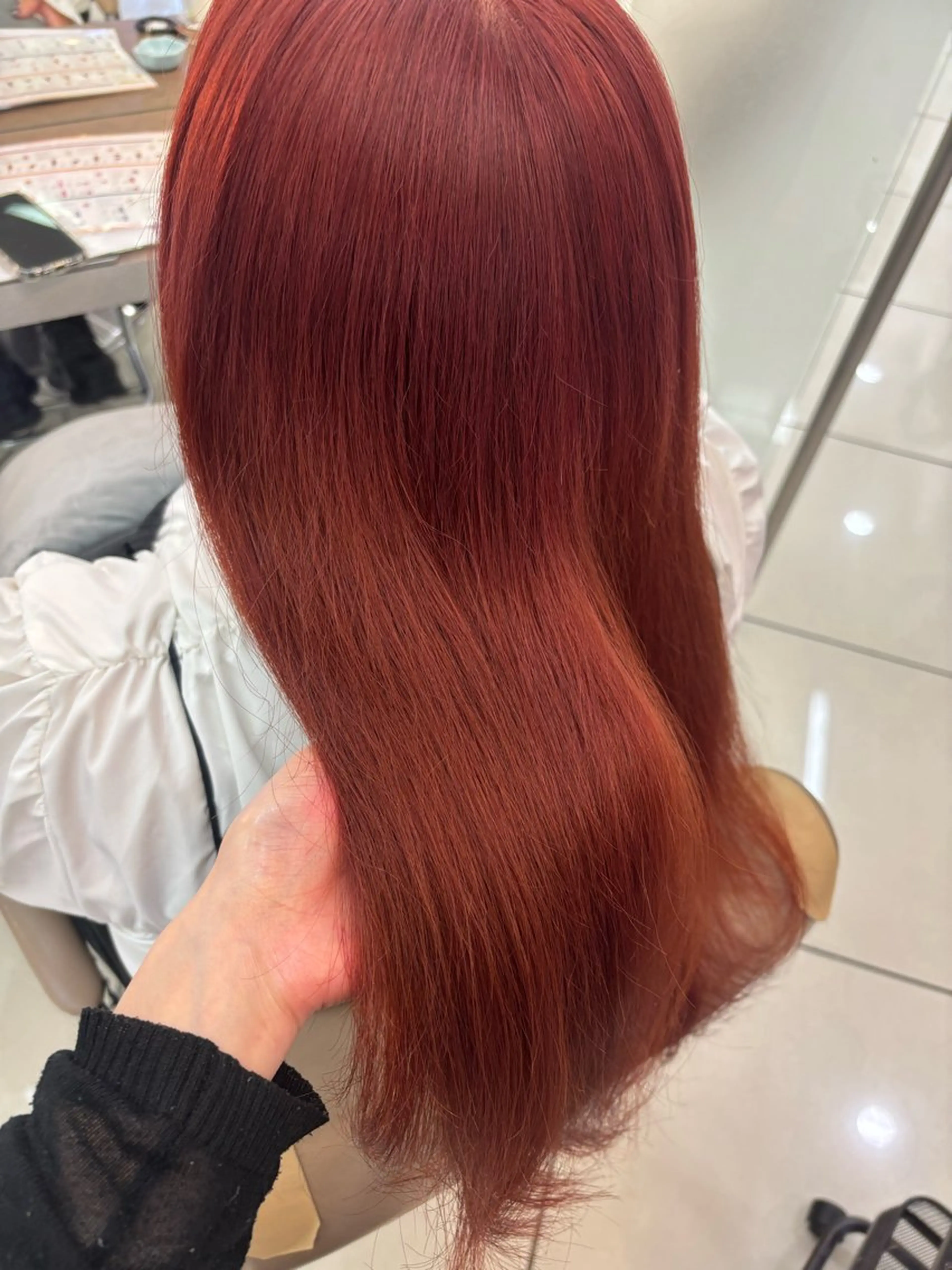 ロング カラー ヘアカラー 羽エクステ/シール エクステ/横浜駅5分のヘアスタイル