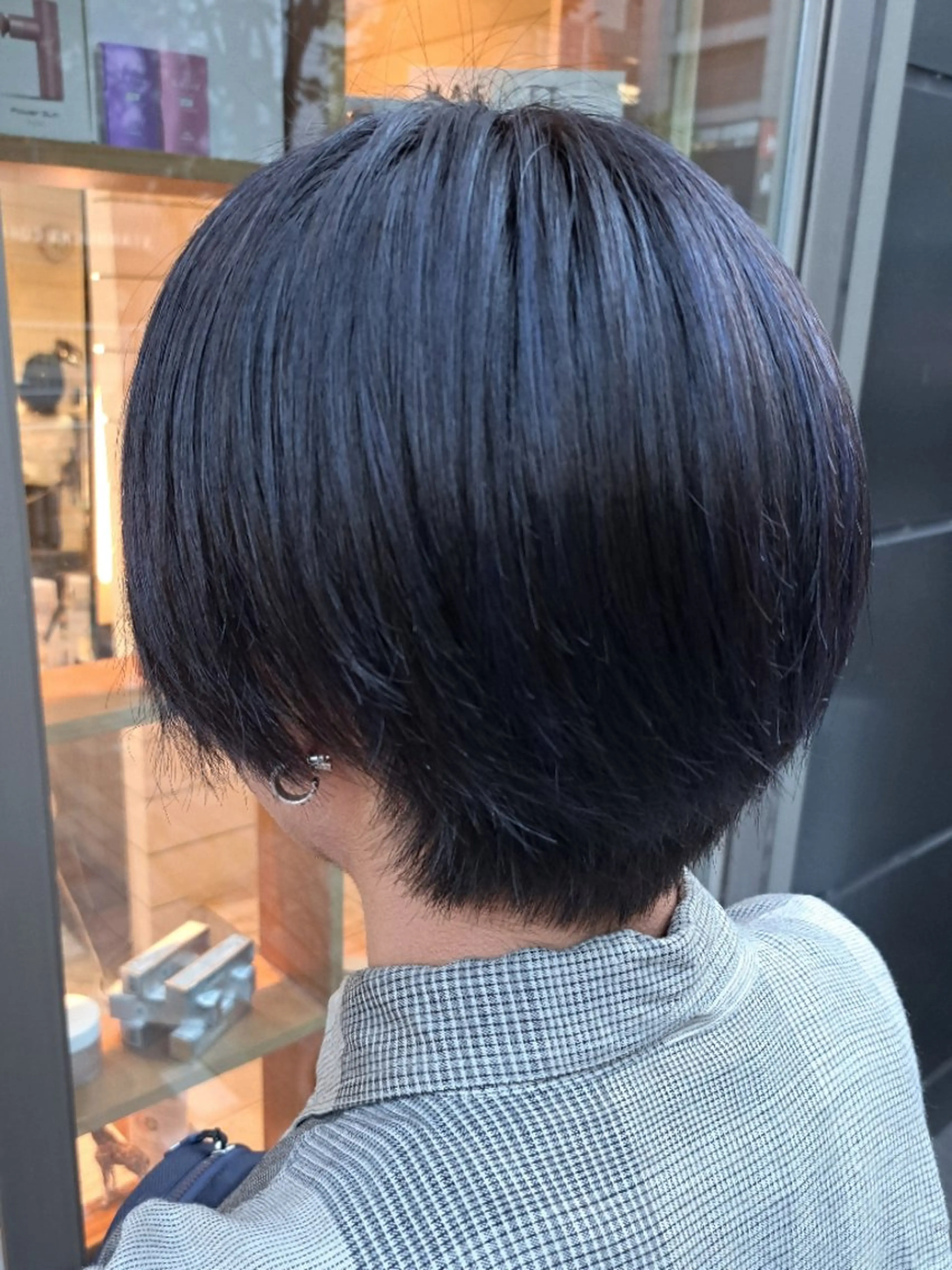 メンズ カラー メンズハイライト 黒髪 ブルーカラー ブルーブラック ハイライトカラー 渋谷／ ＭＩＹＵのヘアスタイル