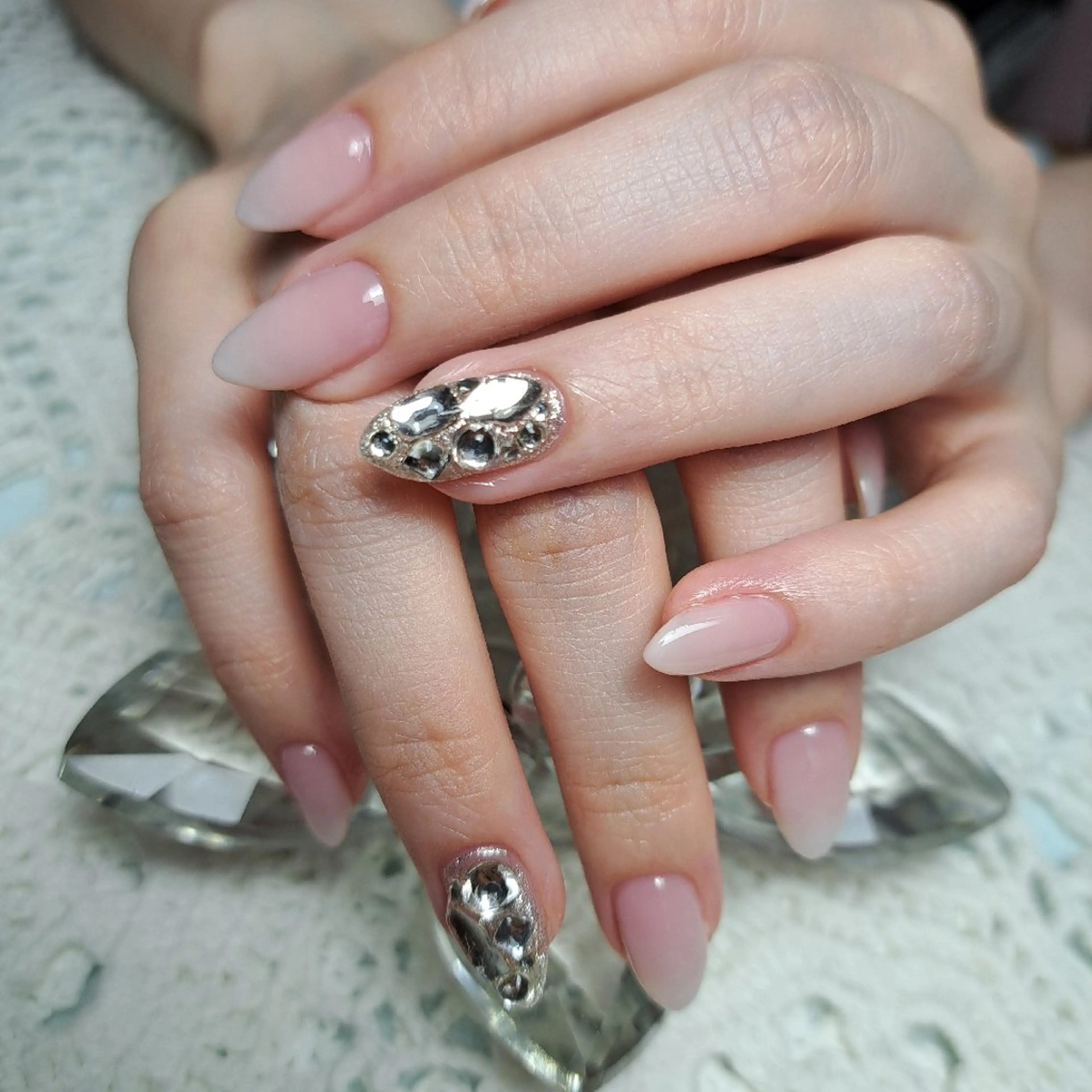 ネイル キラキラネイル HAYASHI  Nのネイルデザイン