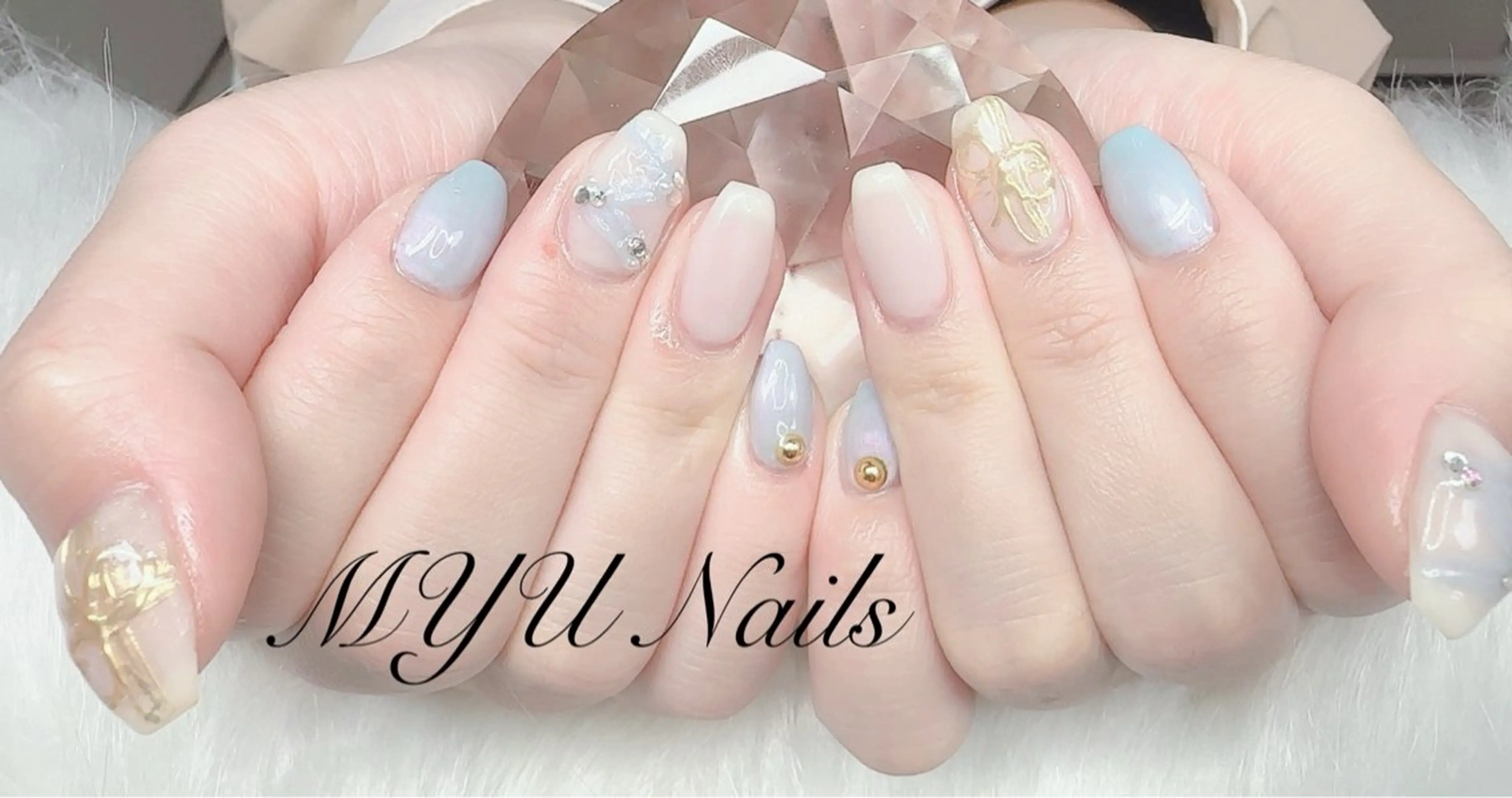 ネイル アートネイル ジェルネイル ミラーネイル 持ち込み ニュアンスネイル ハンドネイル MYU Nails所属・MYU Nailsのネイルデザイン