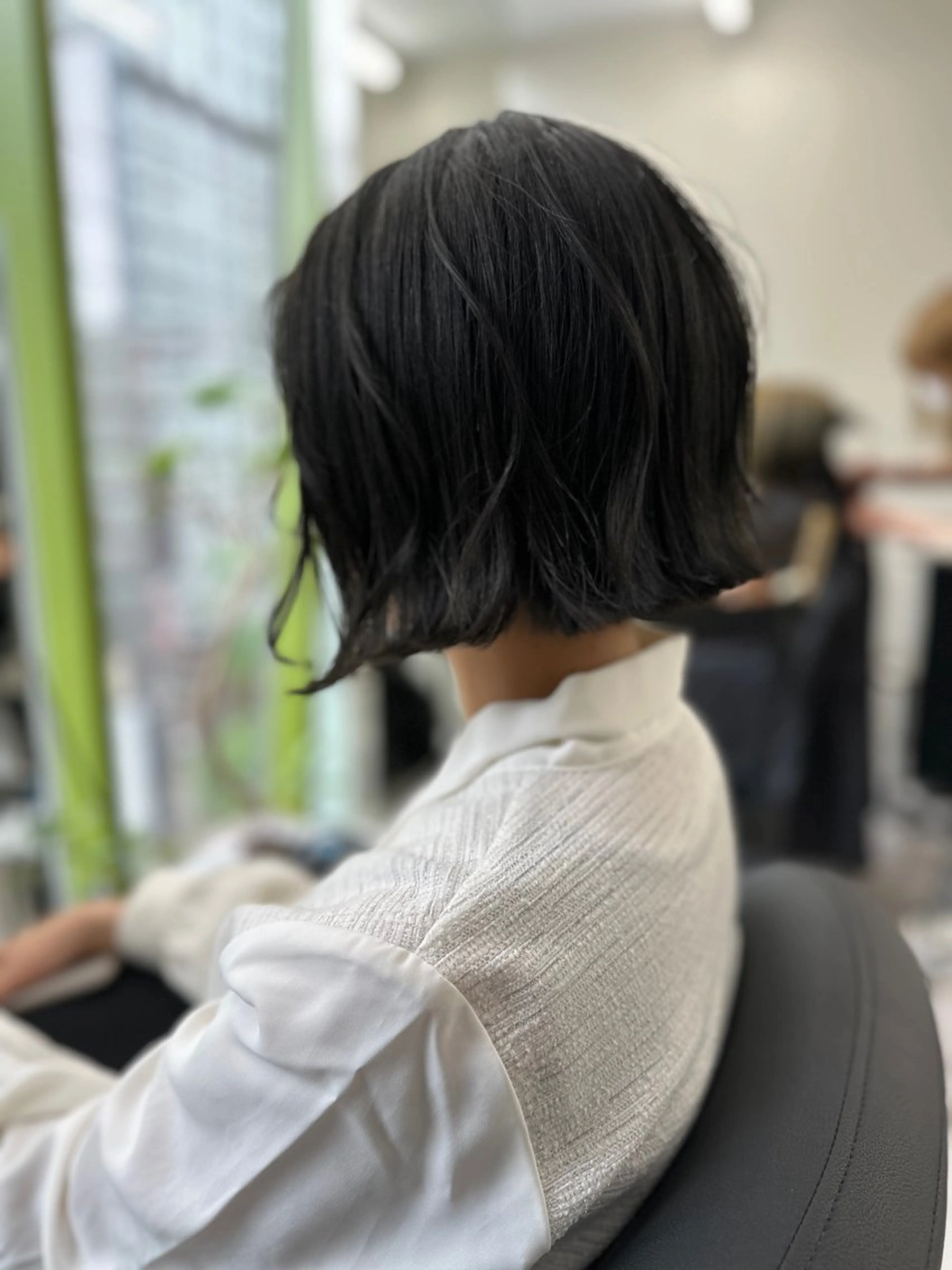 ショート カラー Itsuki/心斎橋 髪質改善/暗髪カラーのヘアスタイル