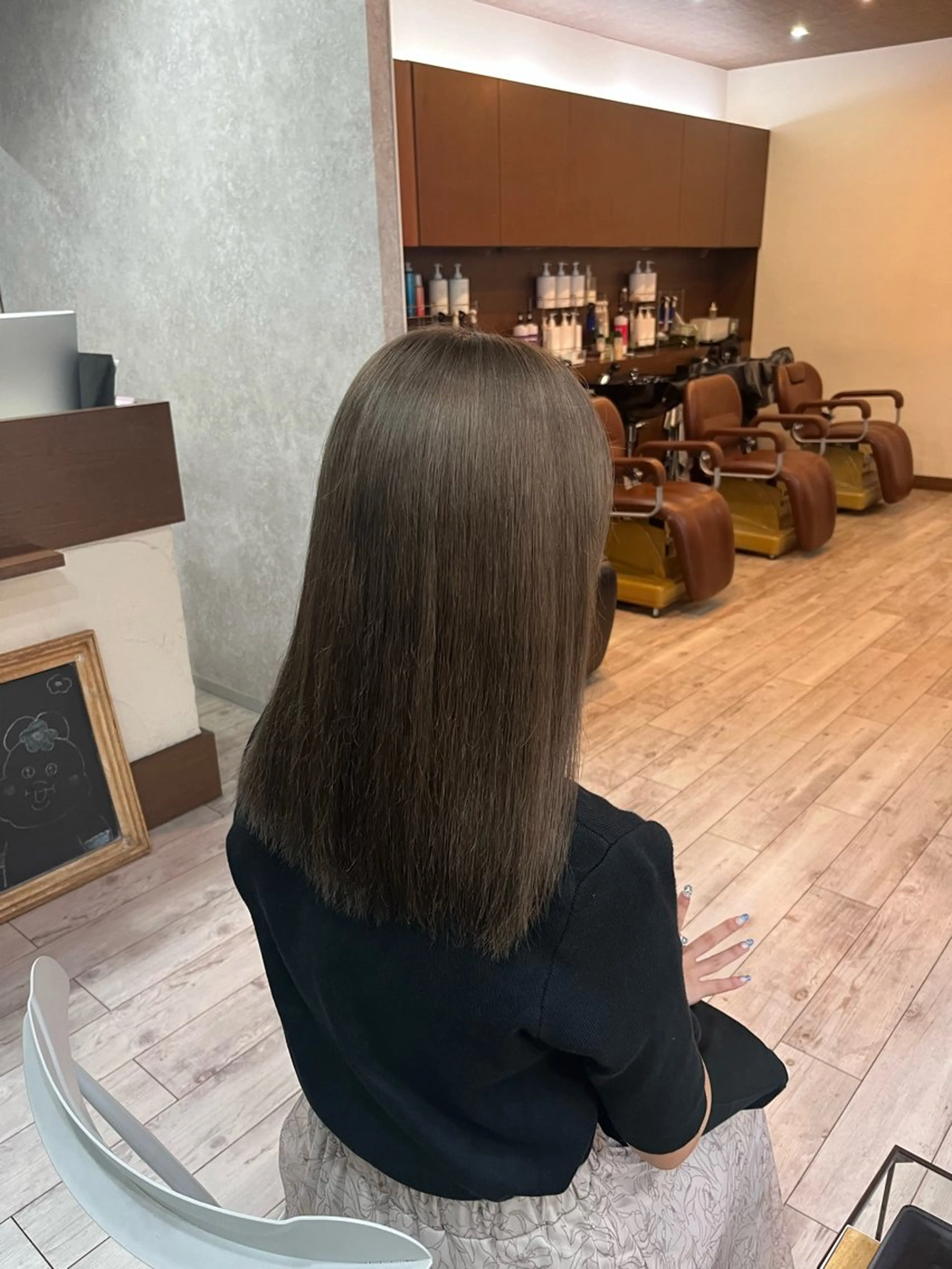 ミディアム カラー カット ヘアカラー トリートメント 村田梨乃/ minim hairのヘアスタイル