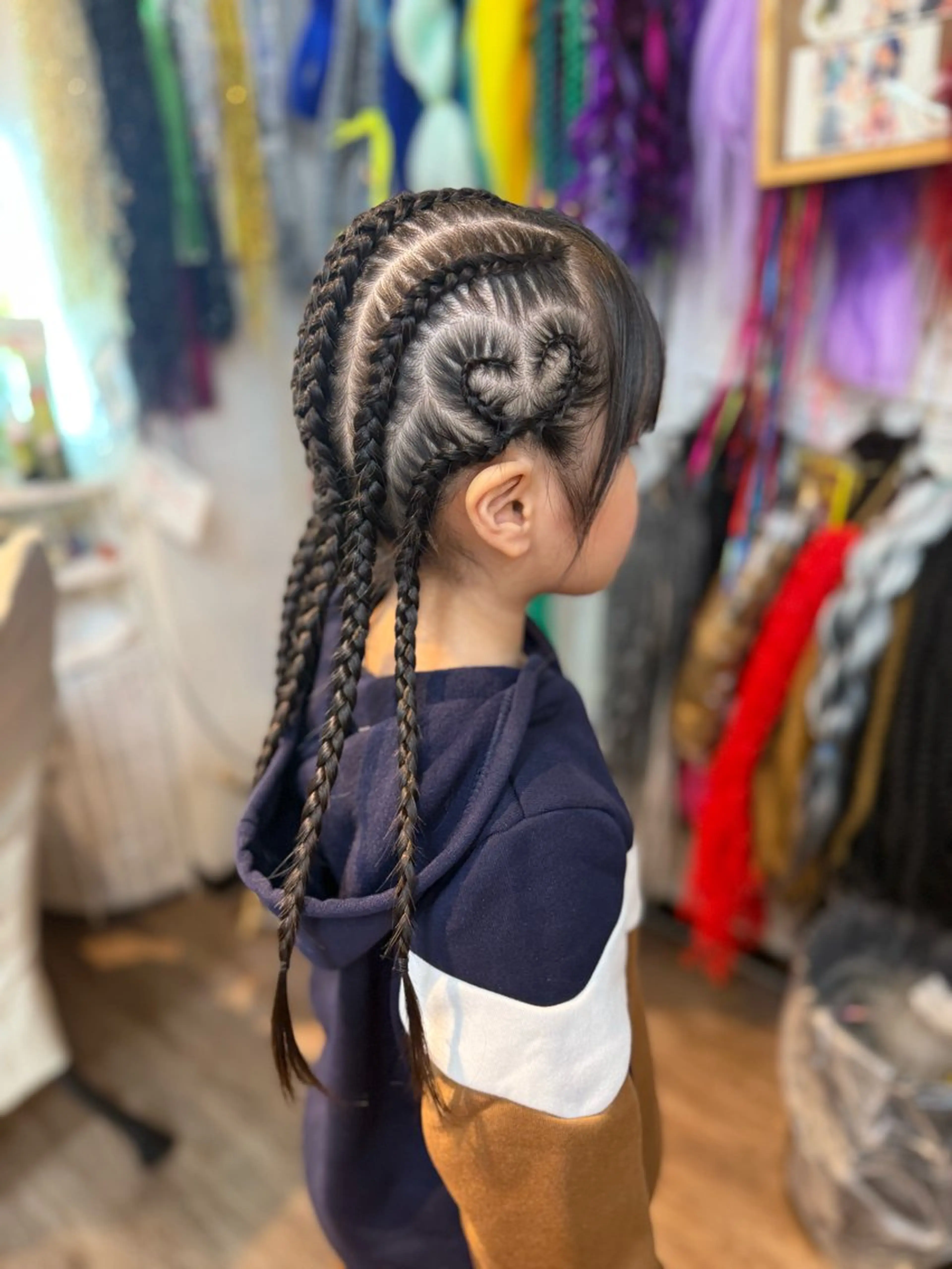 ロング ヘアアレンジ キッズ エクステ scamp所属・scamp⭐️ さくらのヘアスタイル