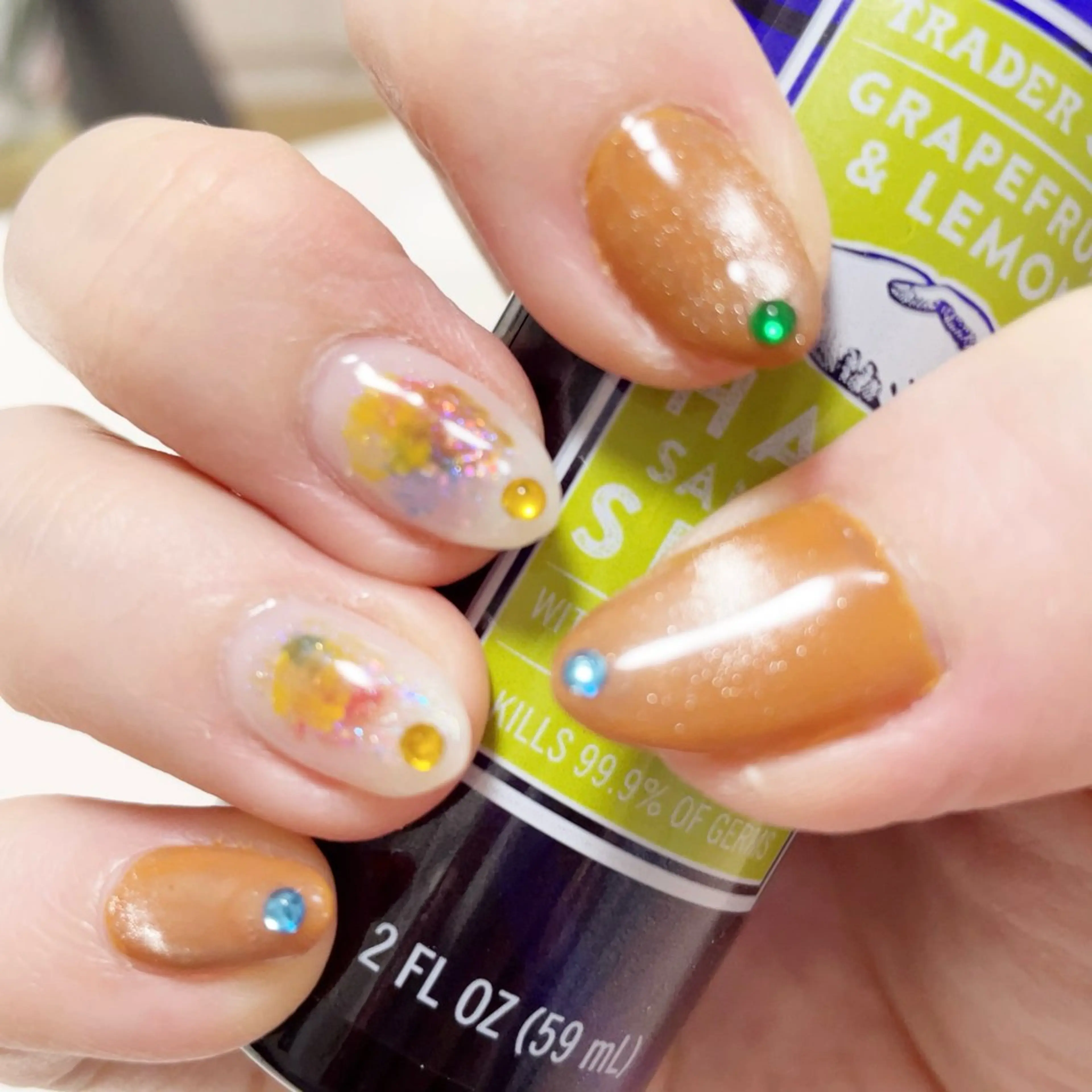 ネイル manis .のネイルデザイン