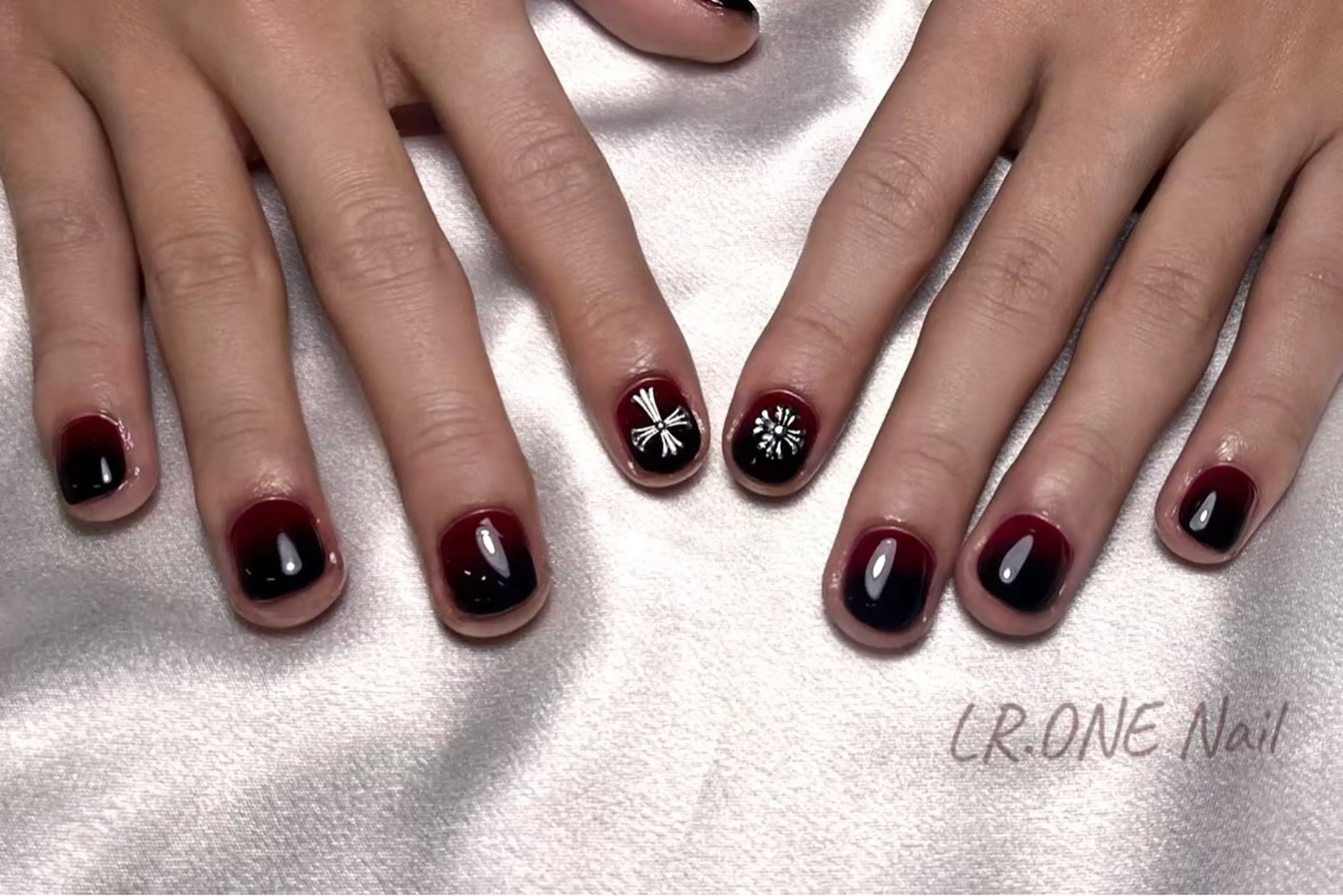 ネイル LR.ONE ヨウのネイルデザイン