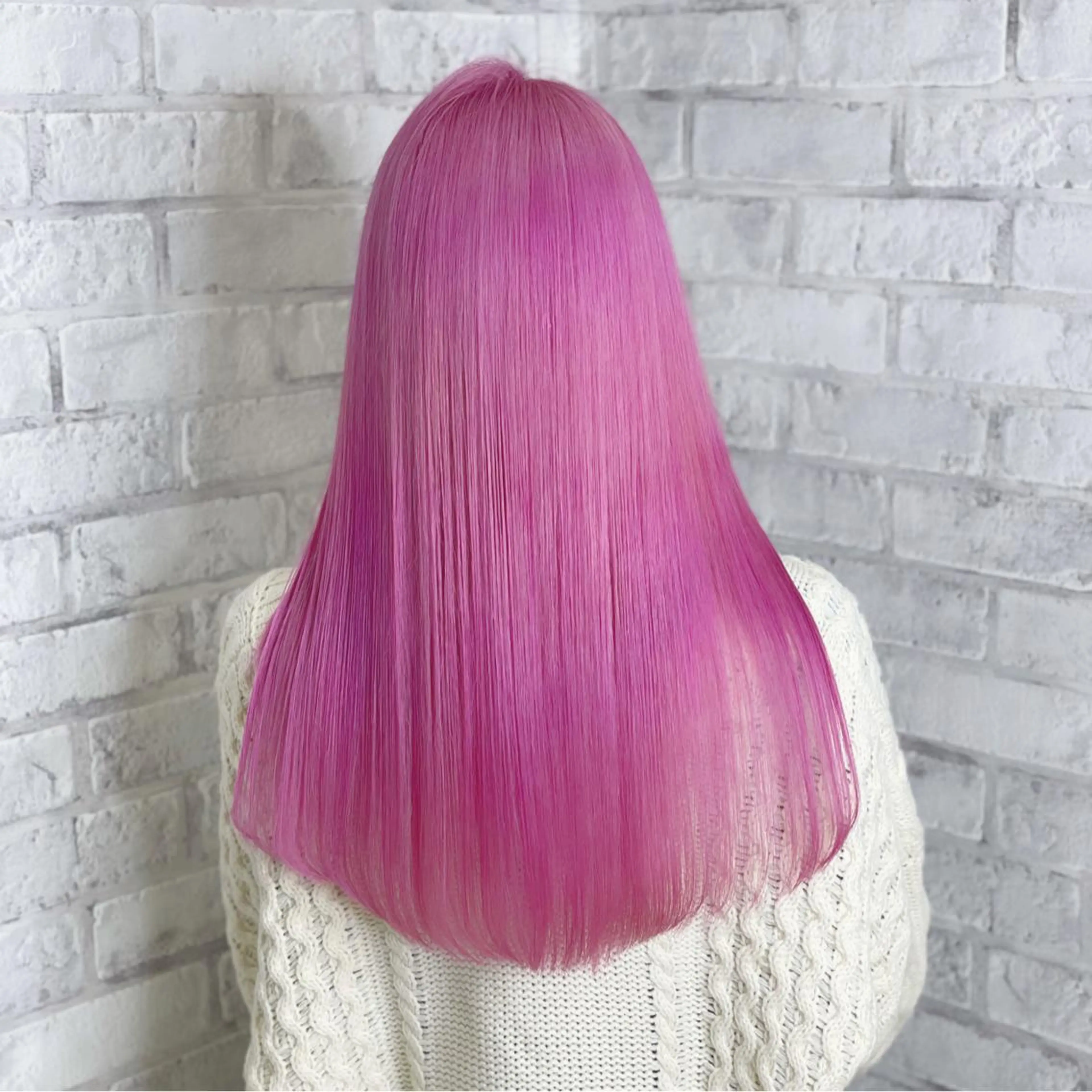 セミロング カラー ヘアアレンジ ブリーチ ピンクカラー ヘアカラー トリートメント 秋山 幸太のヘアスタイル