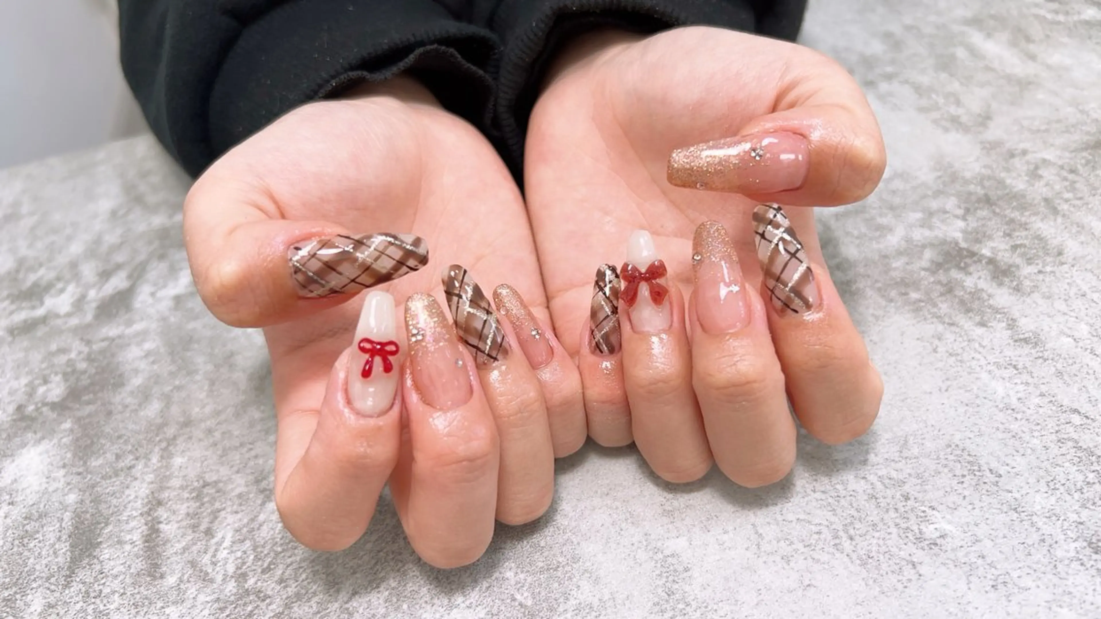 ネイル ハンドネイル nakamoto yuukaのネイルデザイン