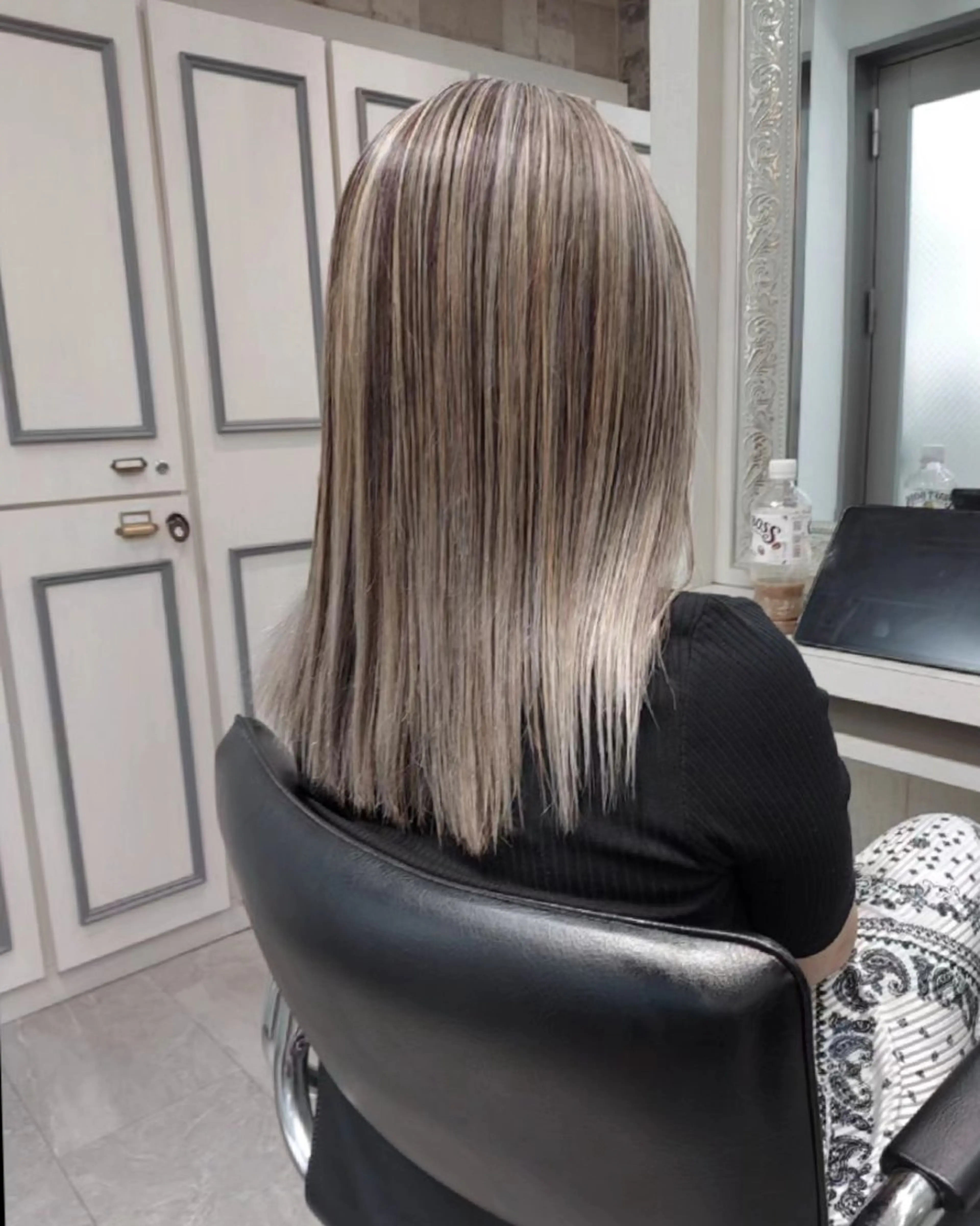 セミロング カラー ハイライトカラー ハイライト ヘアカラー トリートメント grow上野御徒町【グロウ】所属・ブリーチ・ハイトーン 特化🎉内山のヘアスタイル