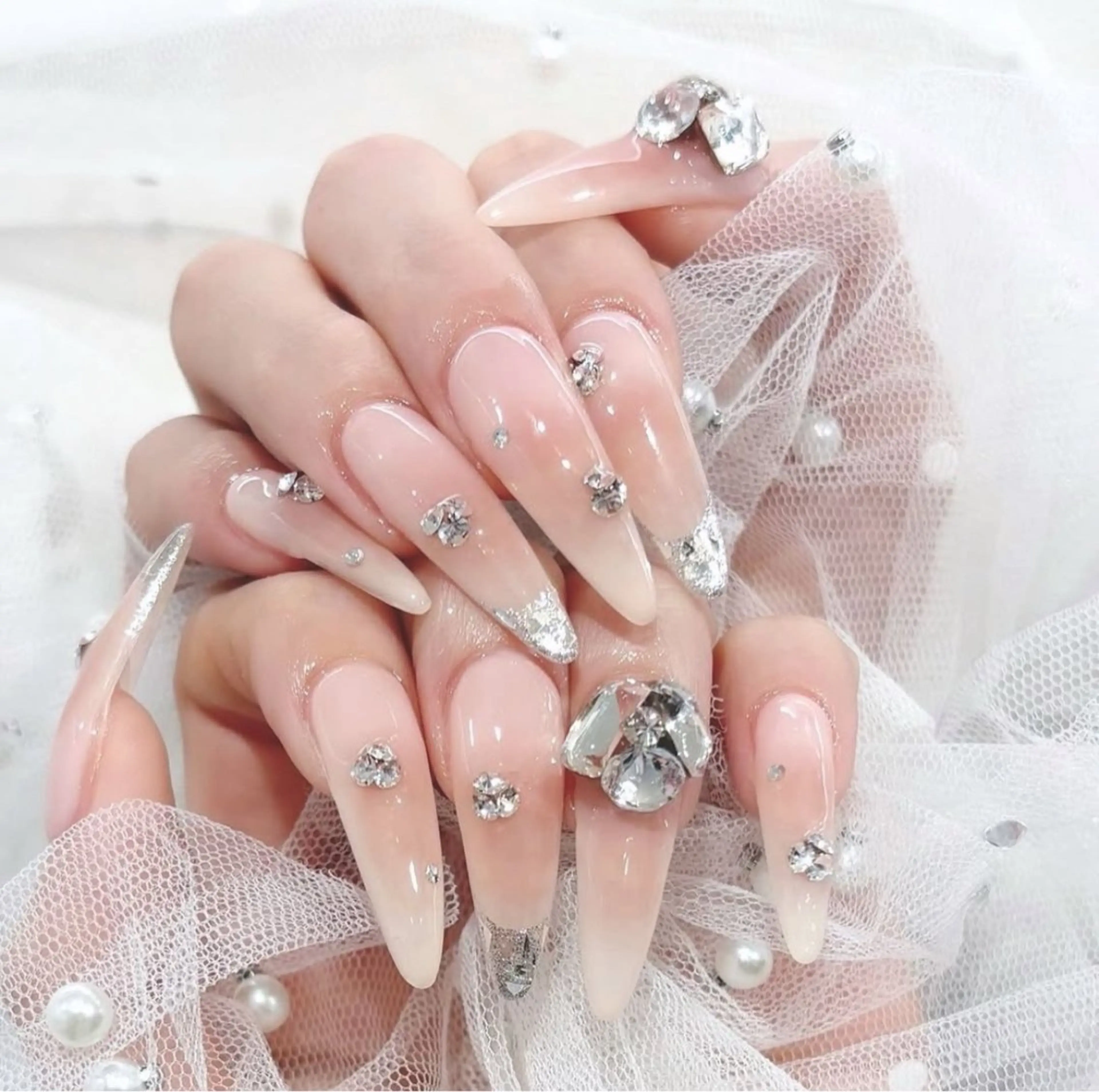 🩵アート10本やり放題（チーク）🩵の写真