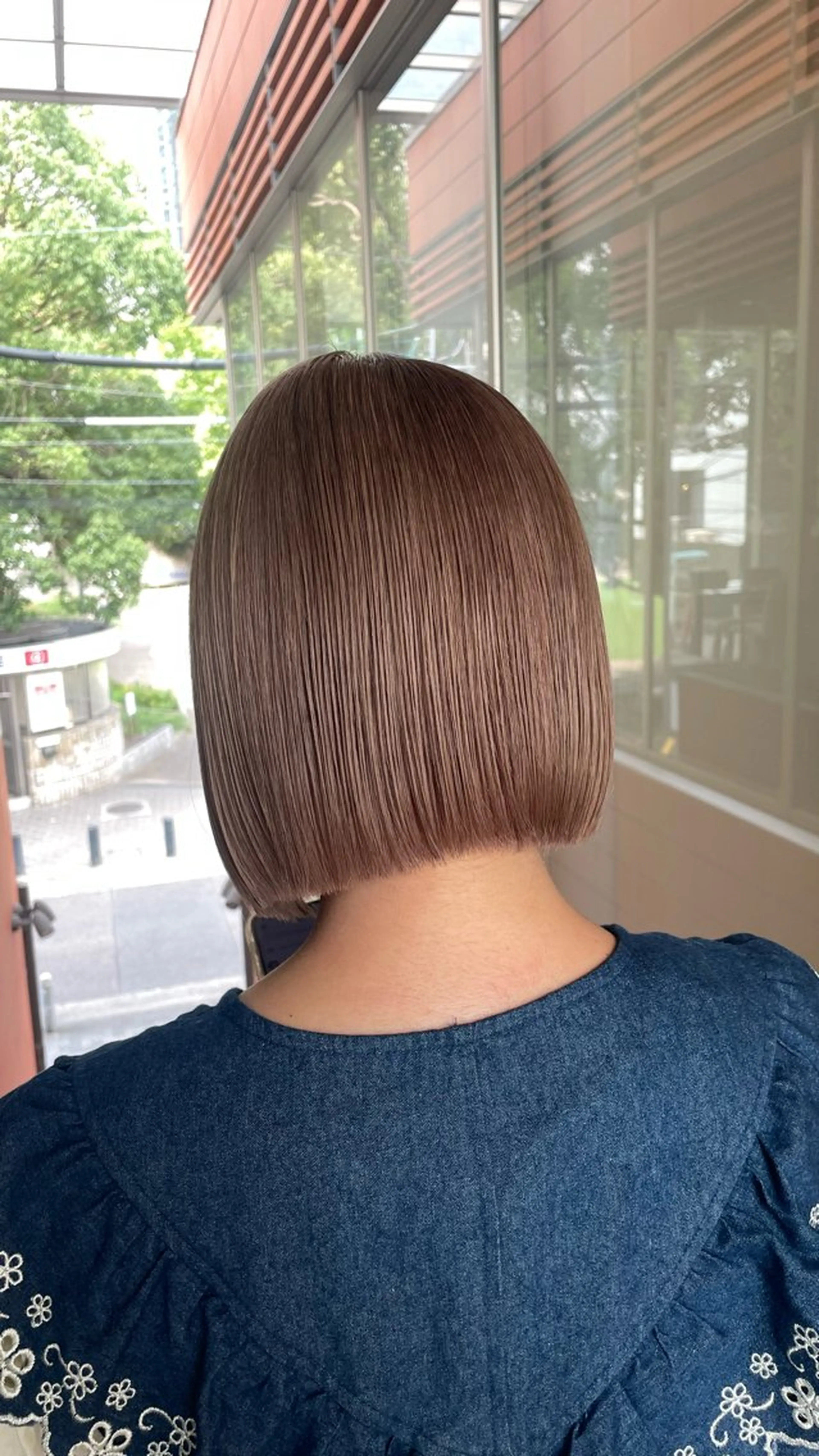 ショート カラー ブリーチ/髪質改善/ ハイトーン/暖色のヘアスタイル