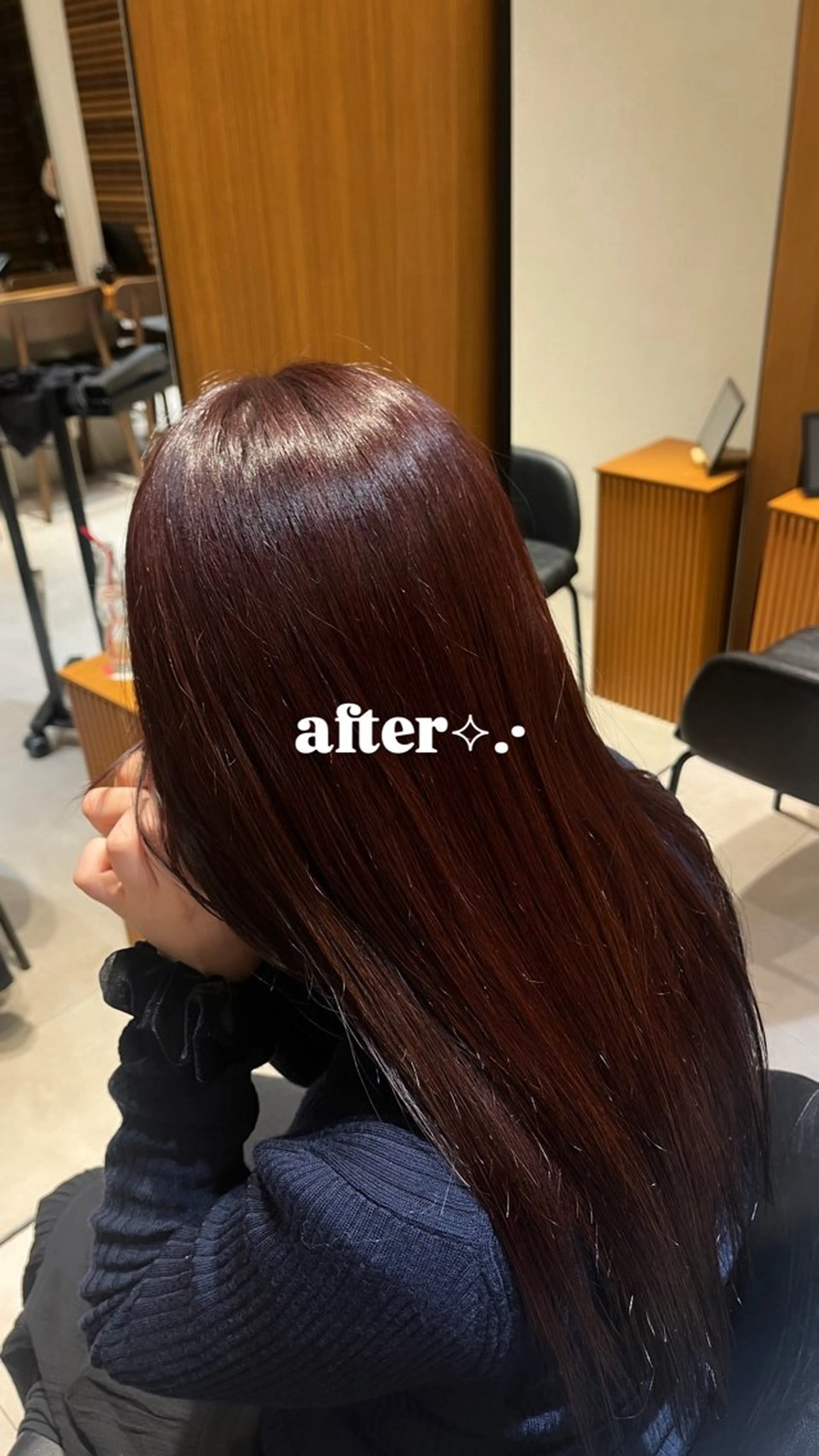 ミディアム カラー yiye aoyama所属・表参道yiye うららのヘアスタイル