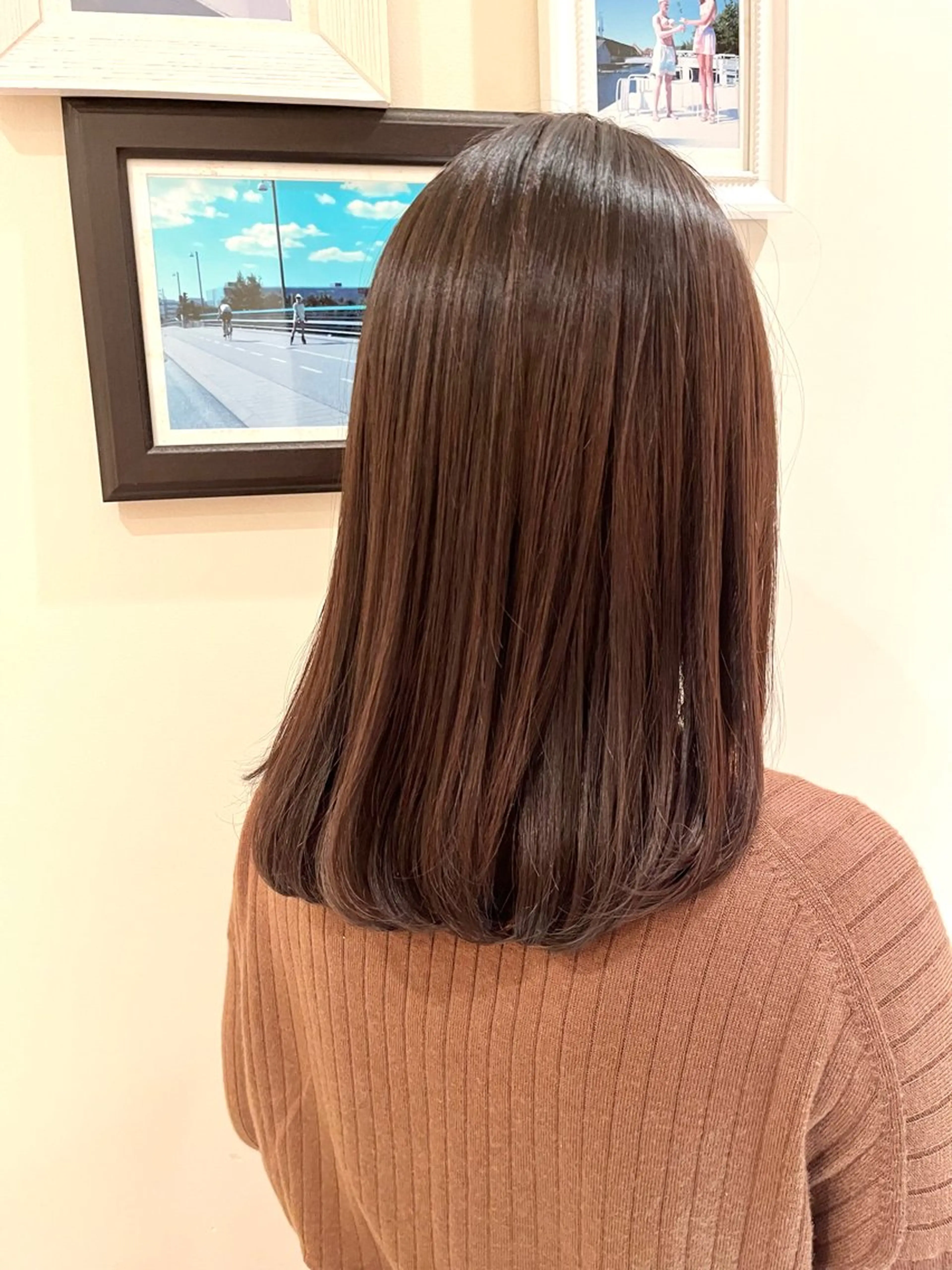 ミディアム 青山 莉奈のヘアスタイル