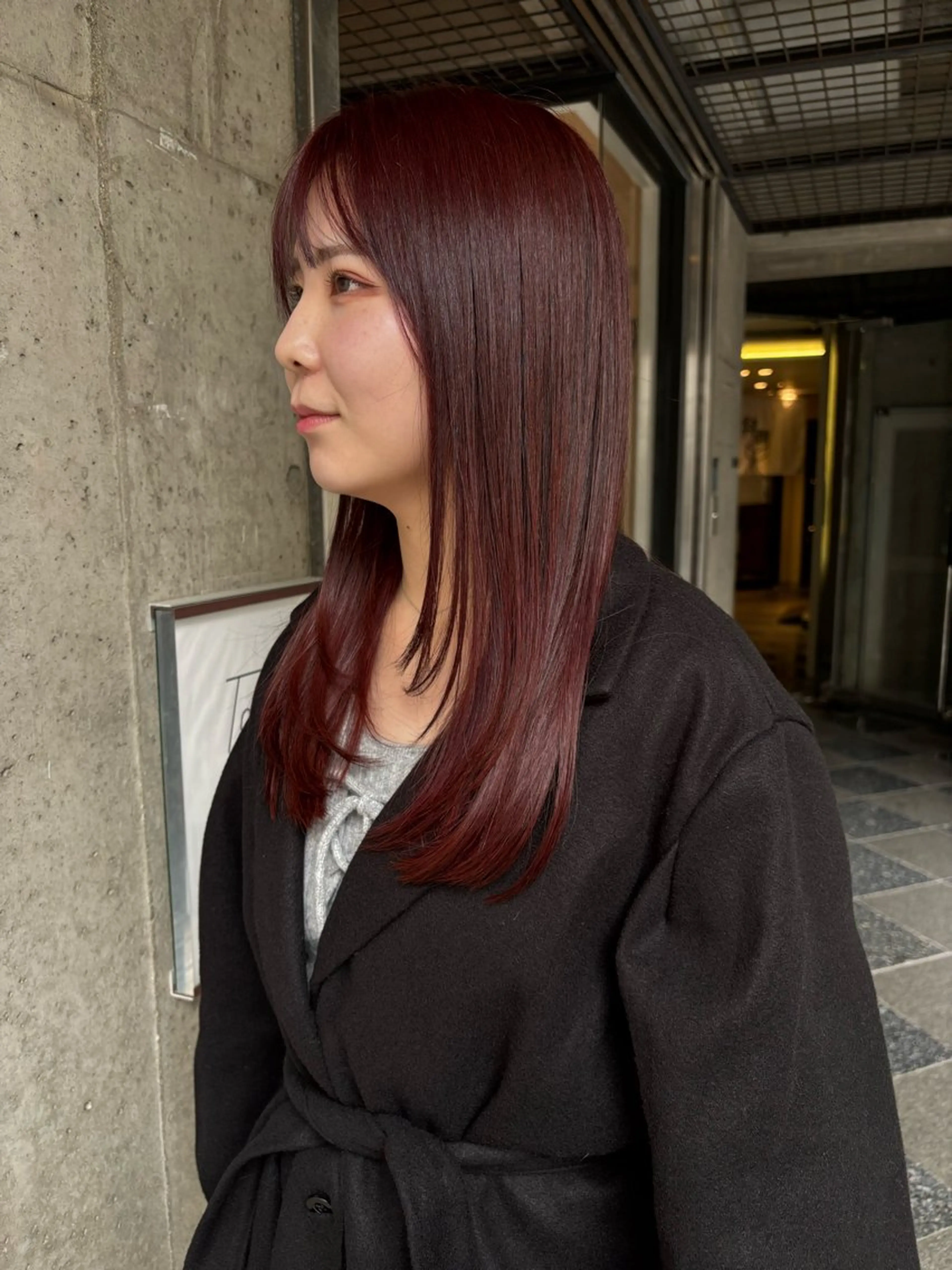 ロング カラー レイヤーカット ローレイヤー 柔らかストレートと ツヤカラー/和田陽向のヘアスタイル