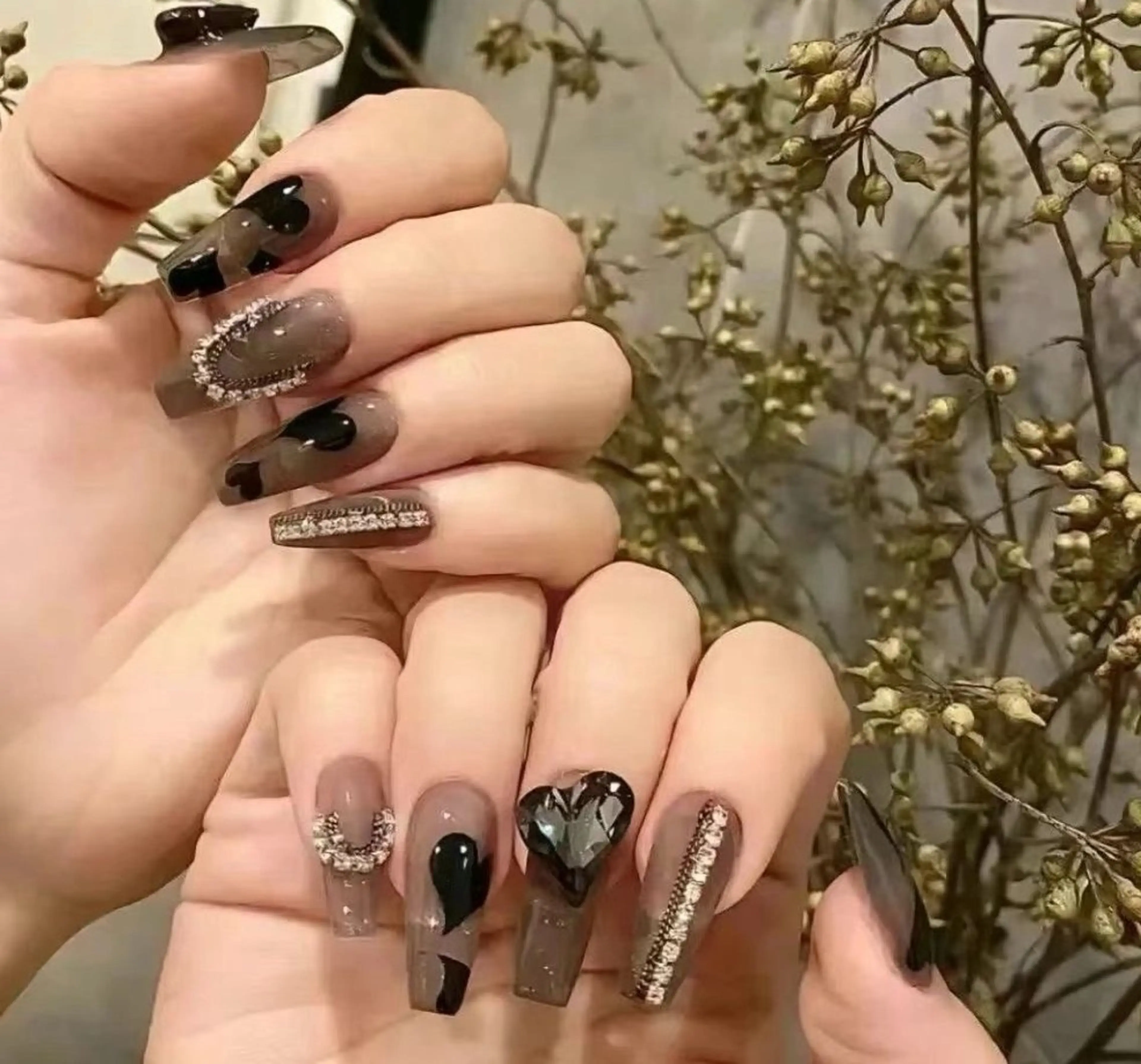 ネイル Ui_Amor (パラジェル)のネイルデザイン