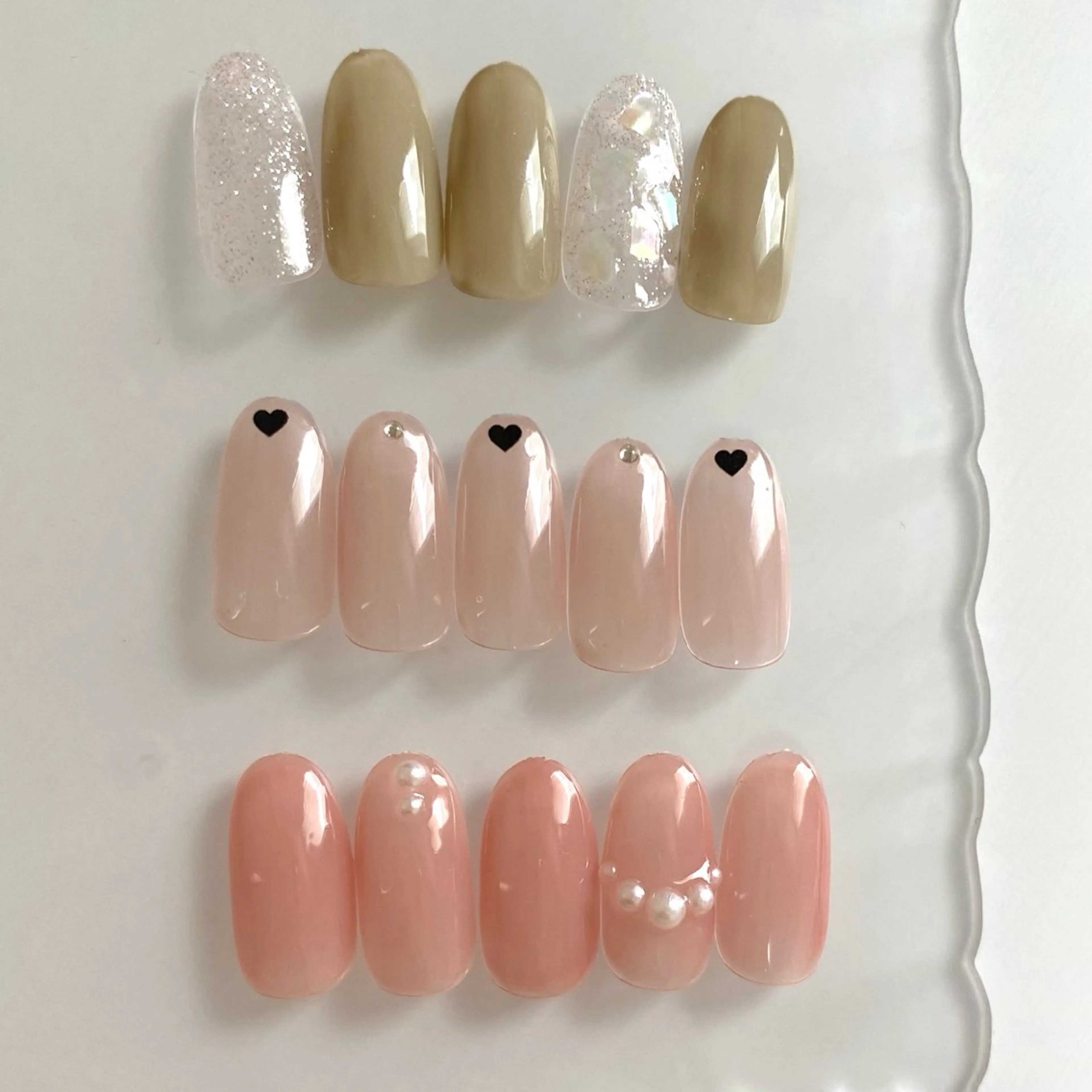 ネイル シンプルネイル Aoi💅🏻 表参道のネイルデザイン