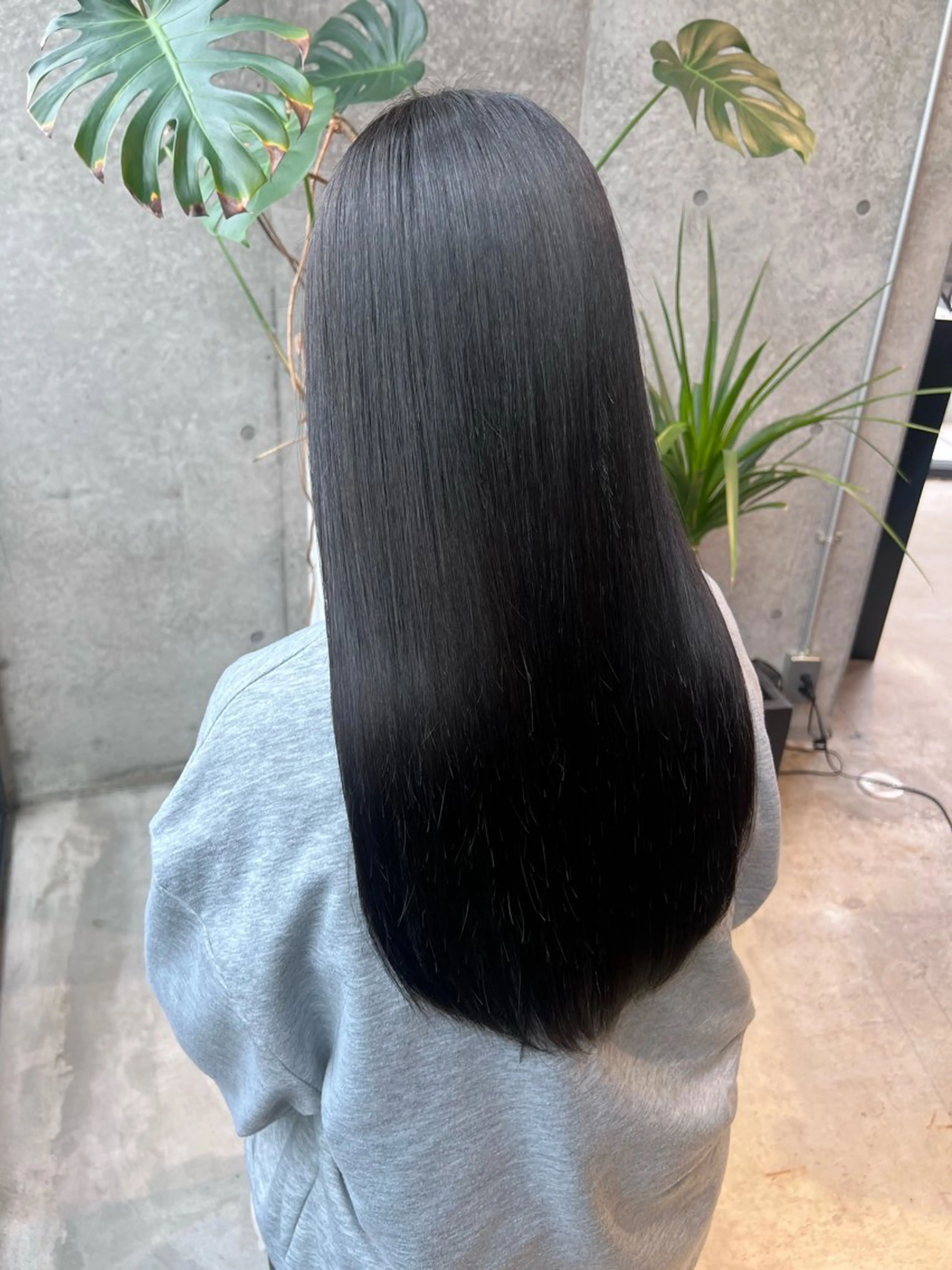 ロング LOVECHROME　HAIR＆SCALP　LAB　OMOTESANDO所属・うるツヤ透明感カラー 𝐀𝐲𝐚𝐦𝐢のヘアスタイル