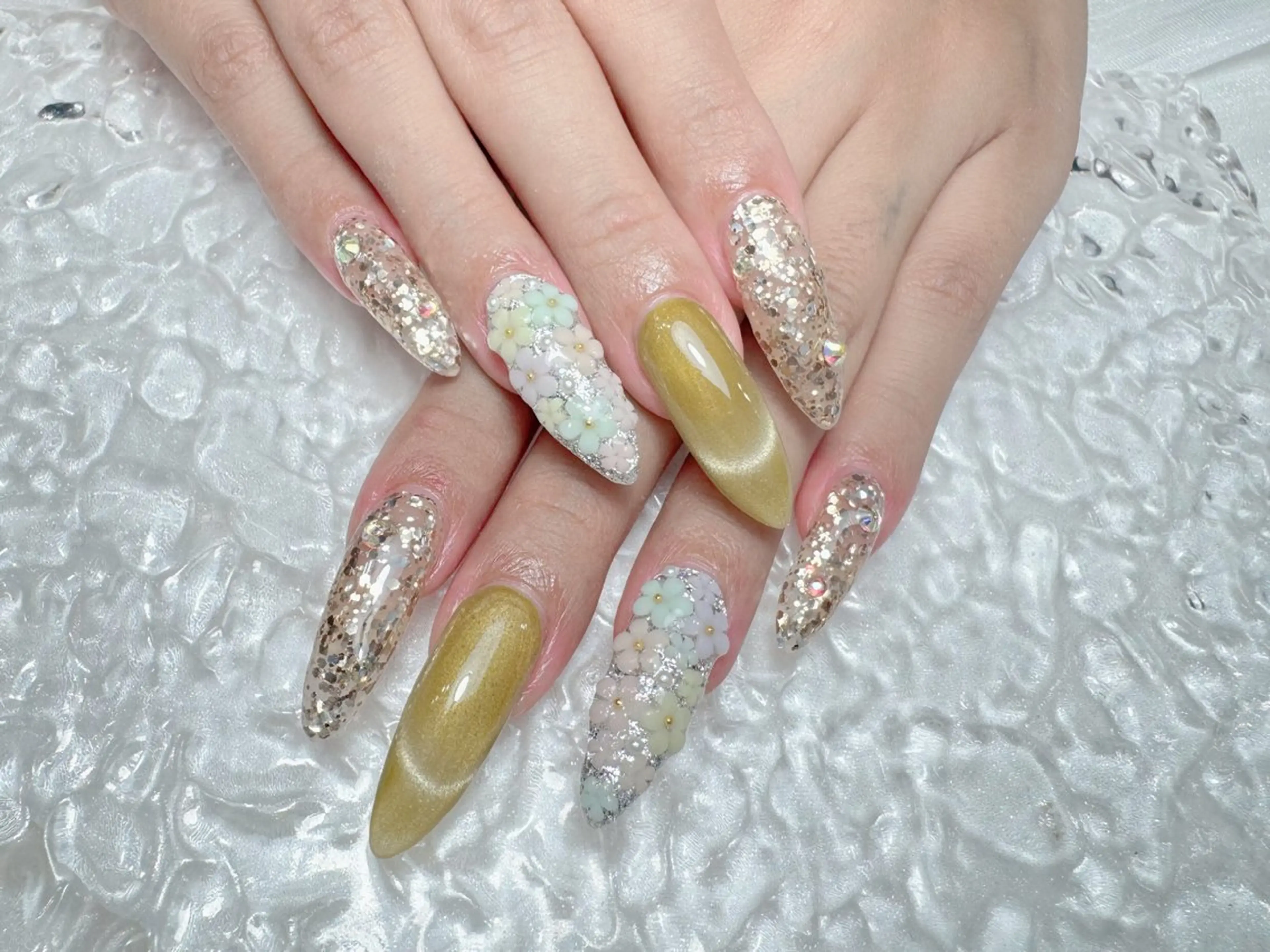 ネイル マジックミラー所属・マジック ミラーのネイルデザイン