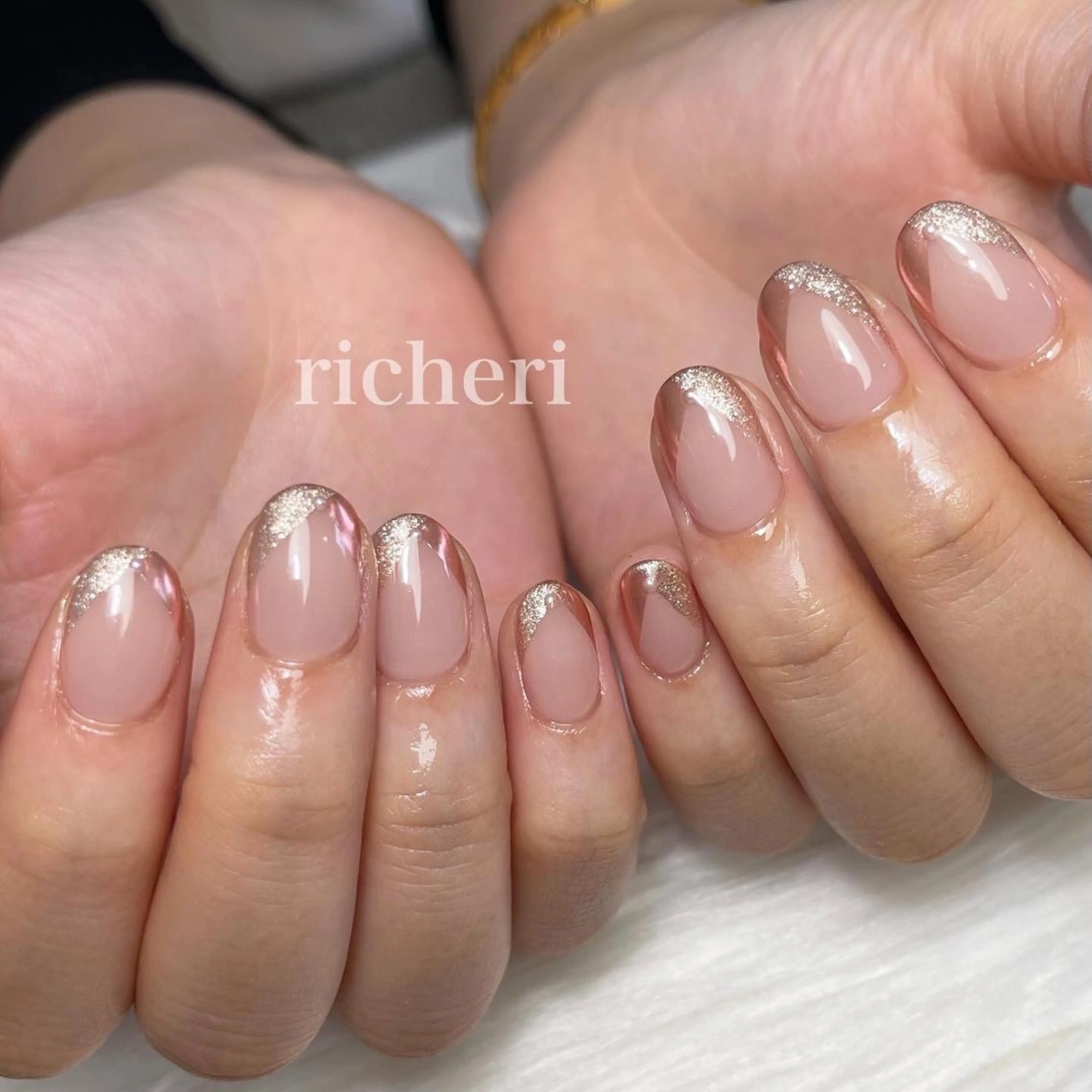 ミディアム ネイル 韓国風ヘア アートネイル フットネイル フレンチネイル ジェルネイル richeri beautyのエステ・リラクイメージ