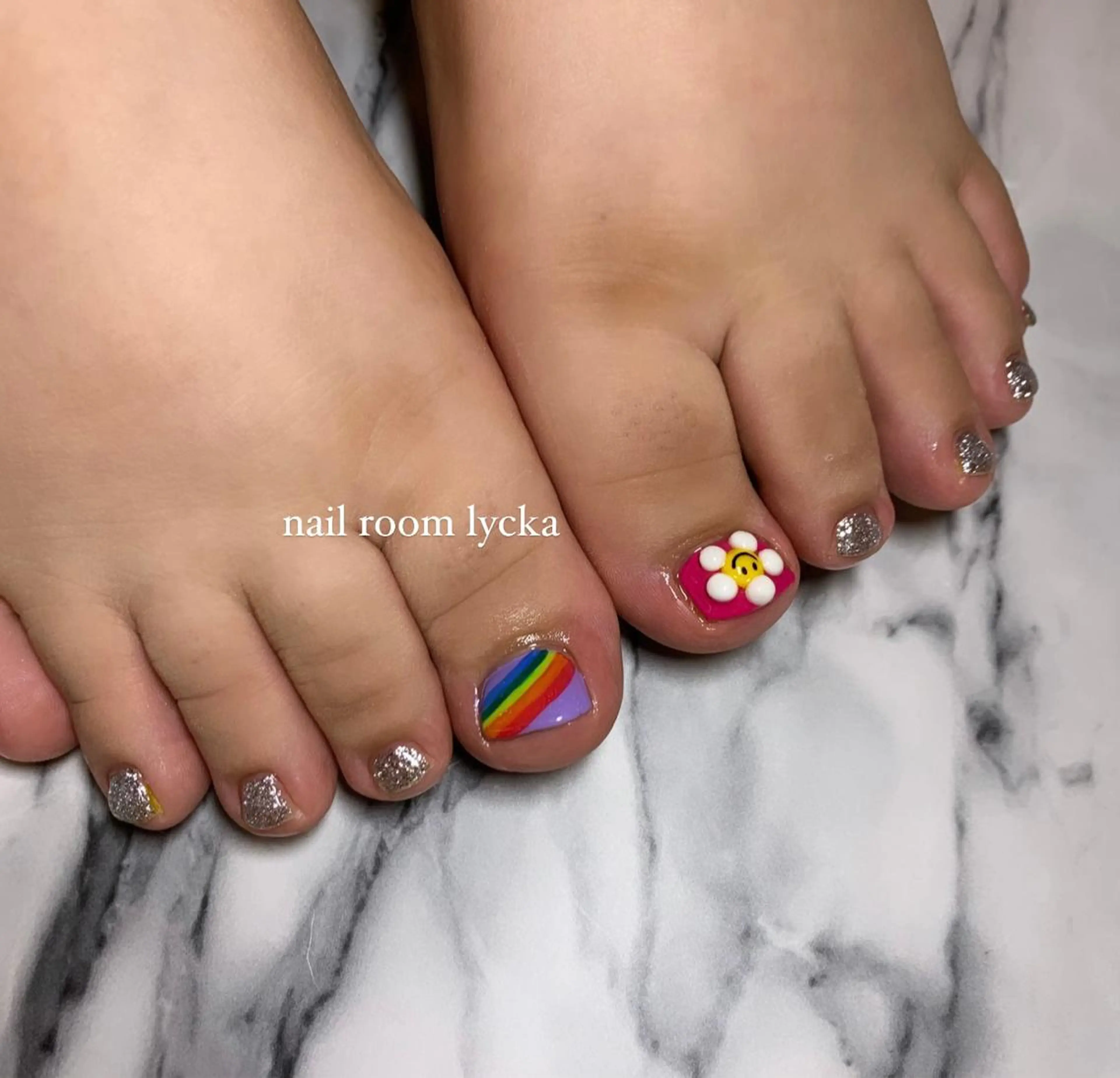 ネイル ﾈｲﾙﾙｰﾑﾘｯｶ 𝐦𝐚𝐲𝐮のネイルデザイン