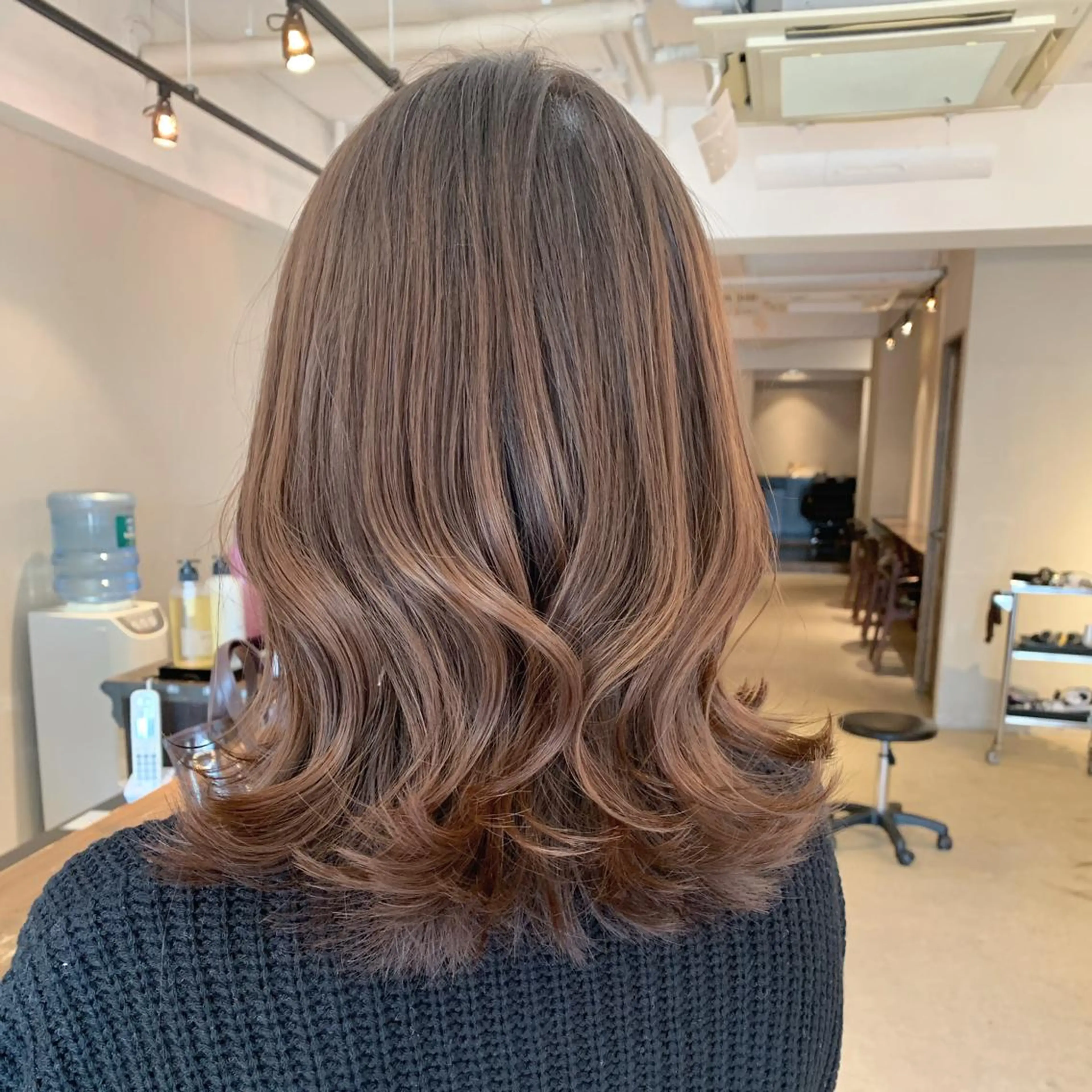 ミディアム カラー カット ヘアカラー トリートメント ヘッドスパ 透明感/オリーブ/ グレージュ/YUKAのヘアスタイル