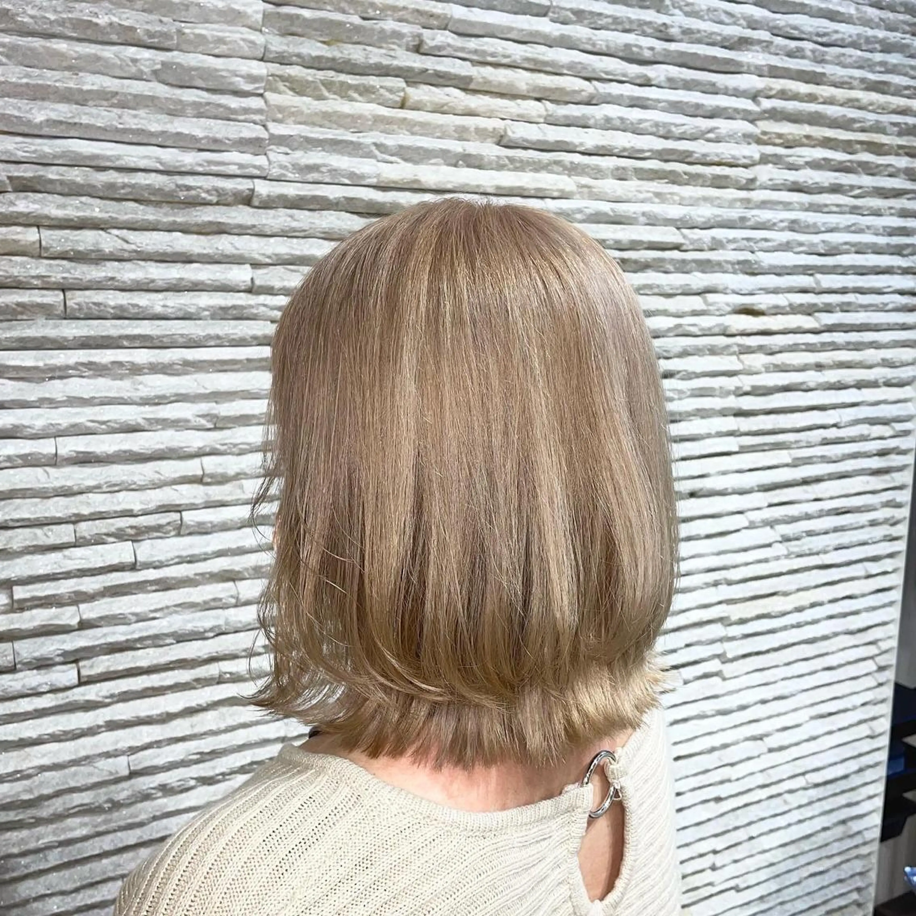 ショート カラー ヘアカラー 嶋田 ゆきのヘアスタイル