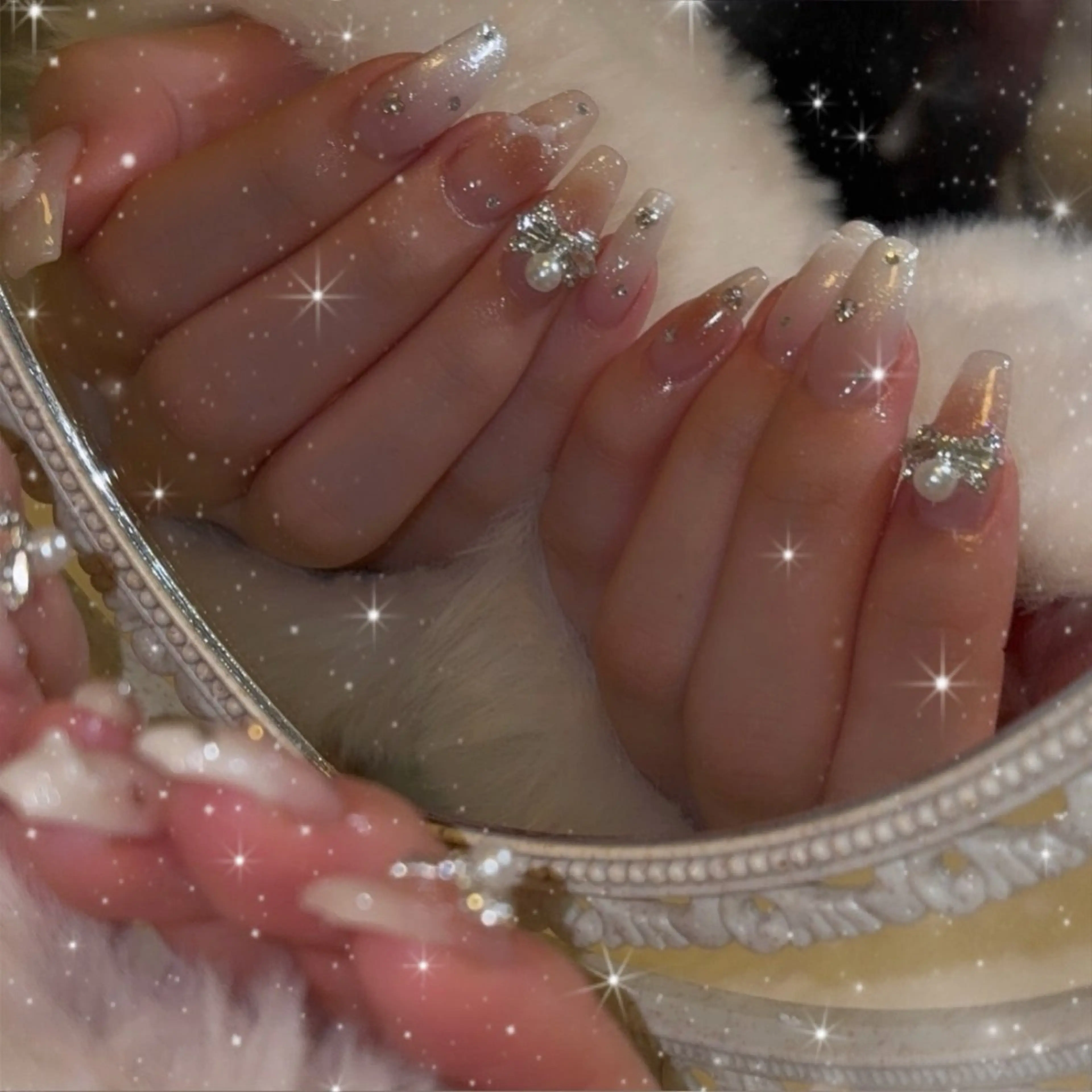 ネイル LUANA所属・LUANA ジュリのネイルデザイン