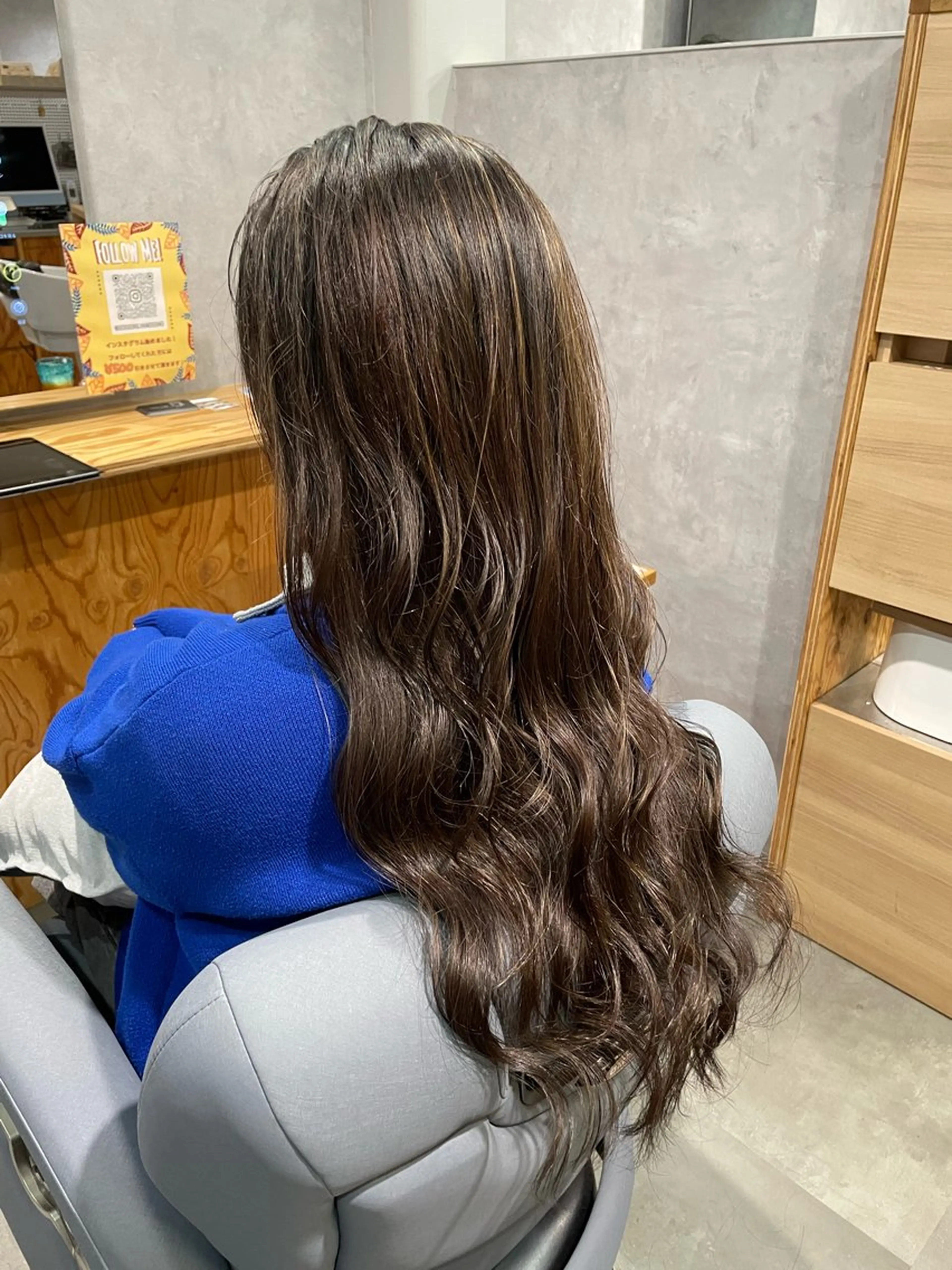 ロング カラー 黒岩 梨沙のヘアスタイル