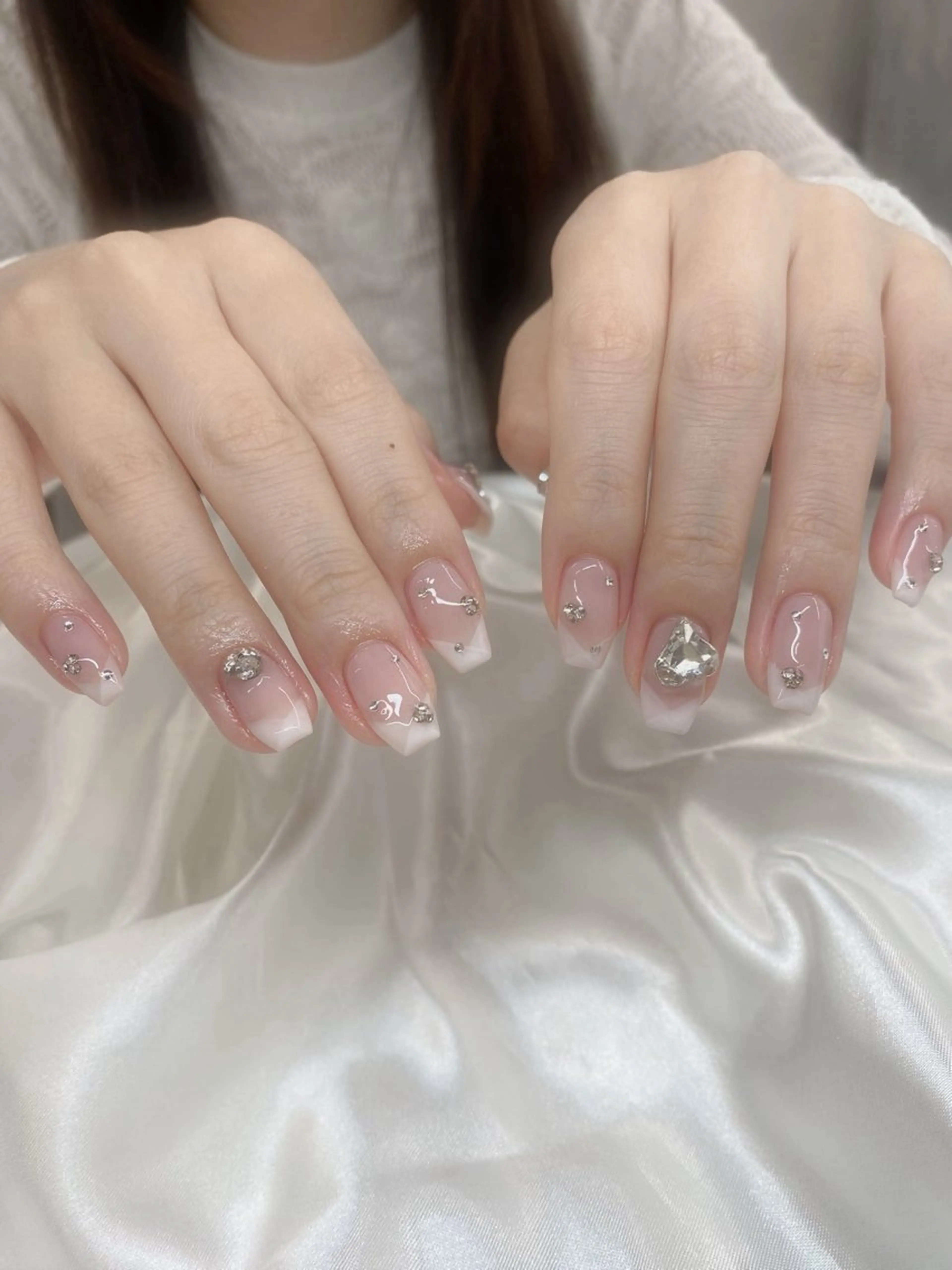 ネイル ハンドネイル 【LILY】 ainaのネイルデザイン