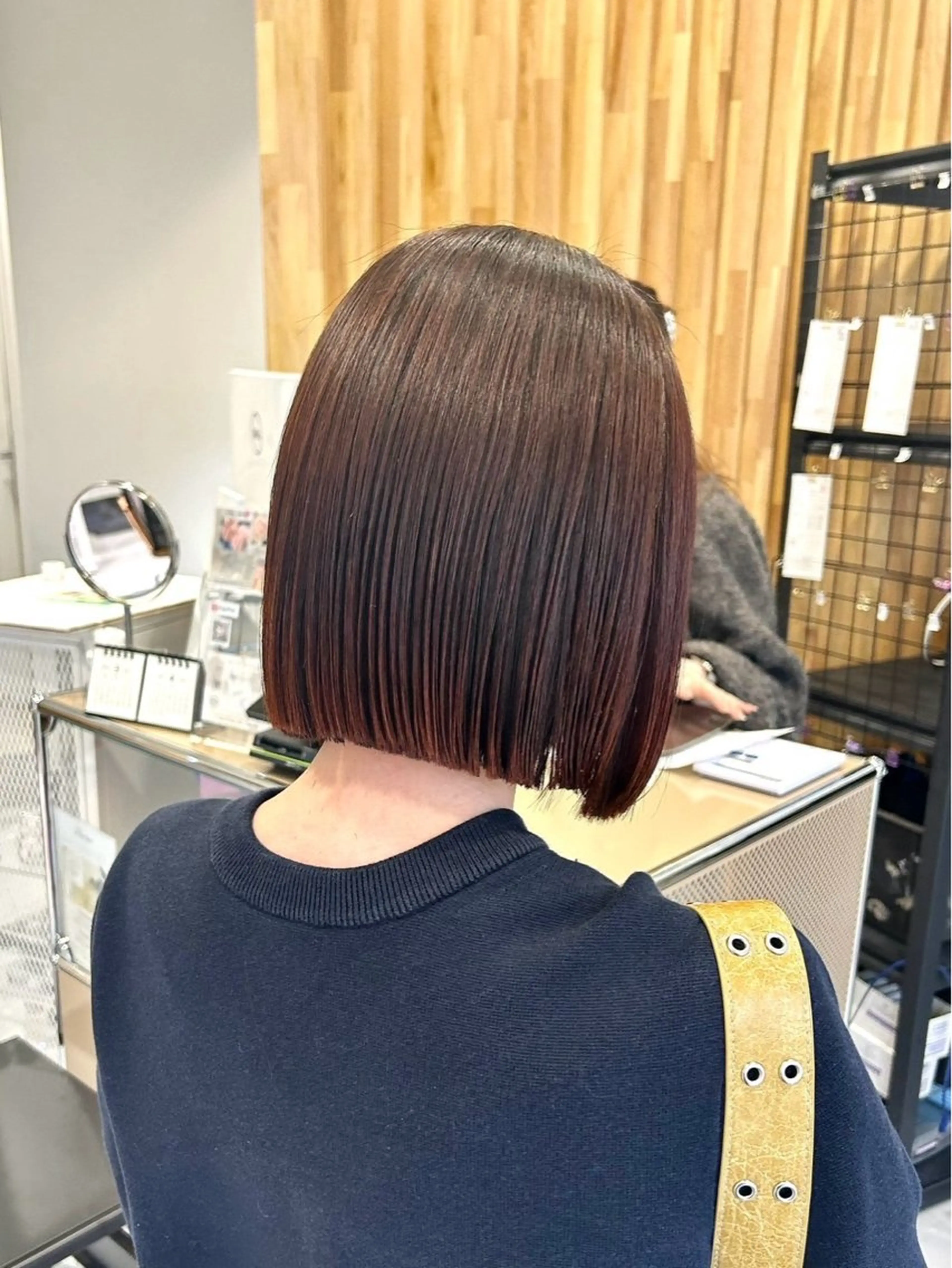 ショート カット 縮毛矯正 トリートメント レイヤーカット🐺 hina🩶のヘアスタイル