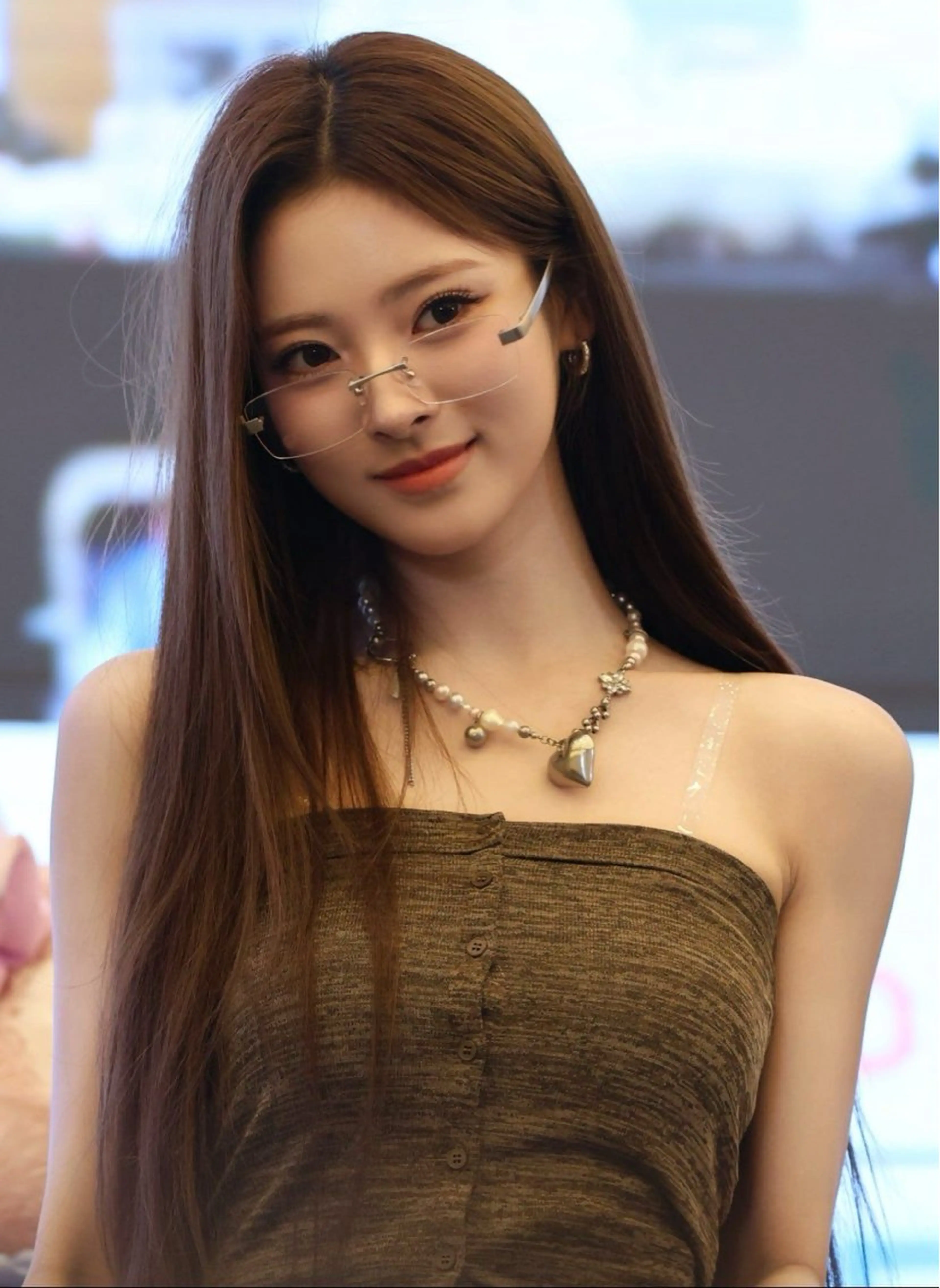 ロング カラー カット ヘアカラー トリートメント 中韓🇨🇳🇰🇷 🤍TAKAHIROのヘアスタイル