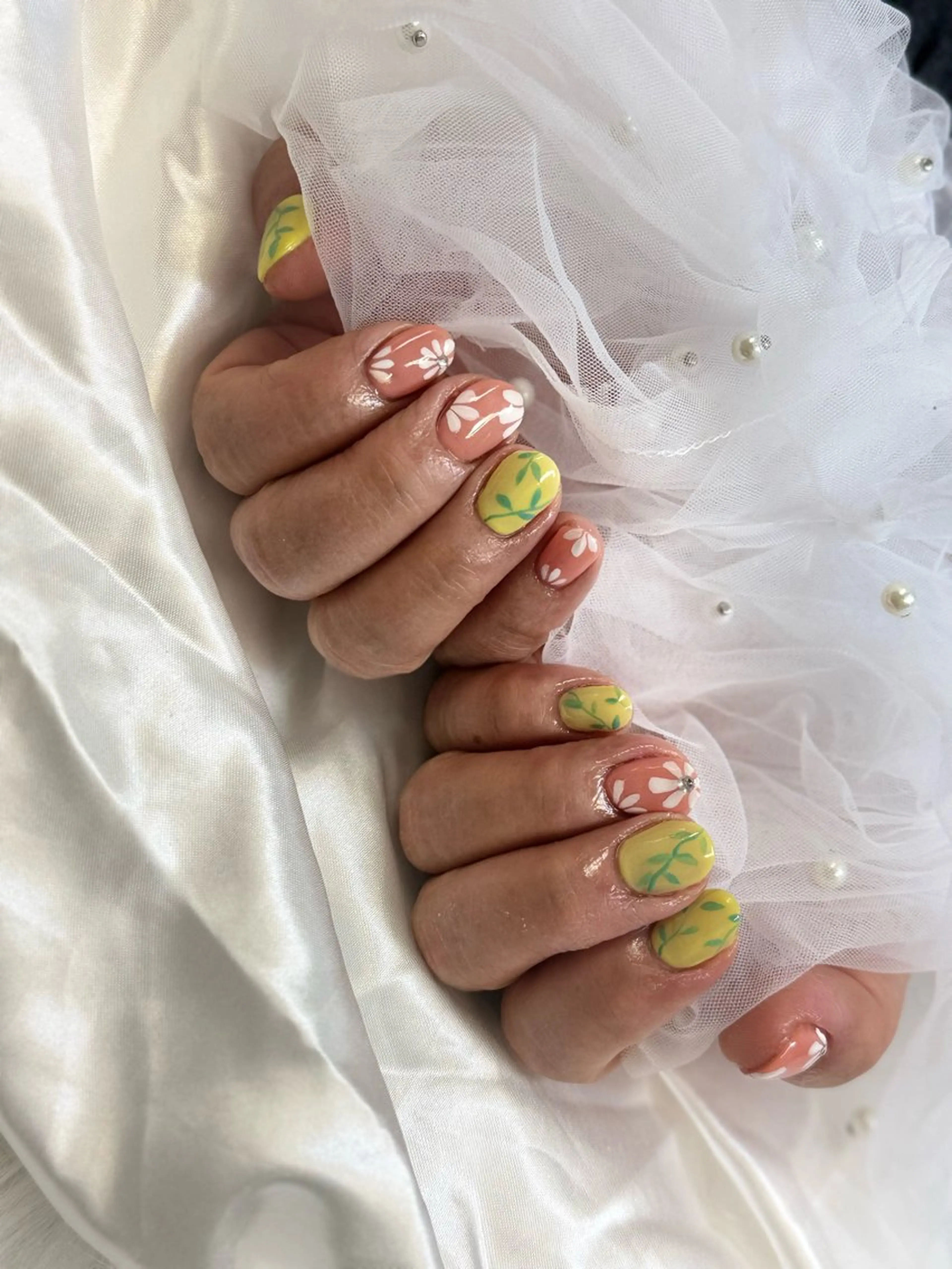 ネイル 中西 美羽のネイルデザイン