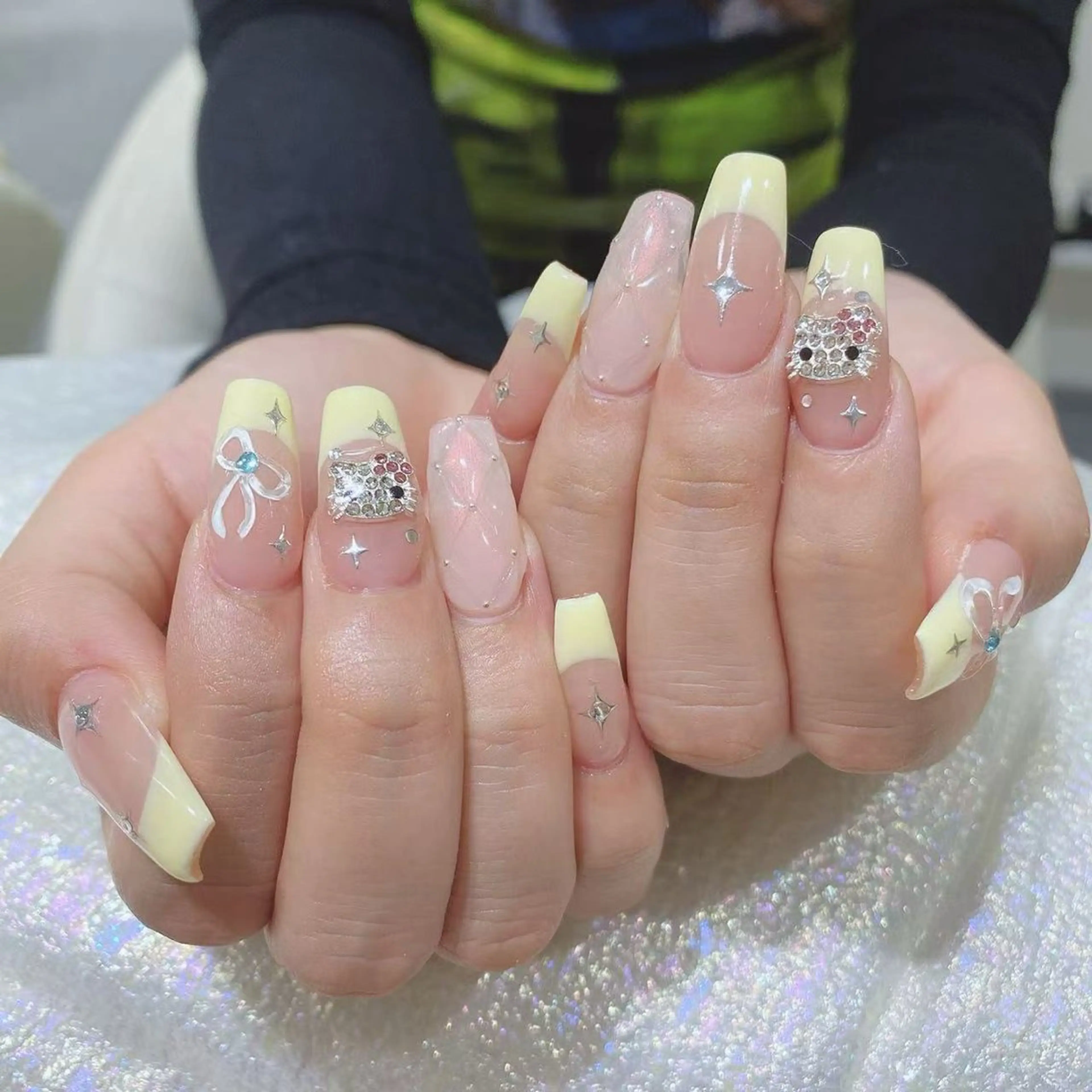 ネイル ハンドネイル Queens マオのネイルデザイン