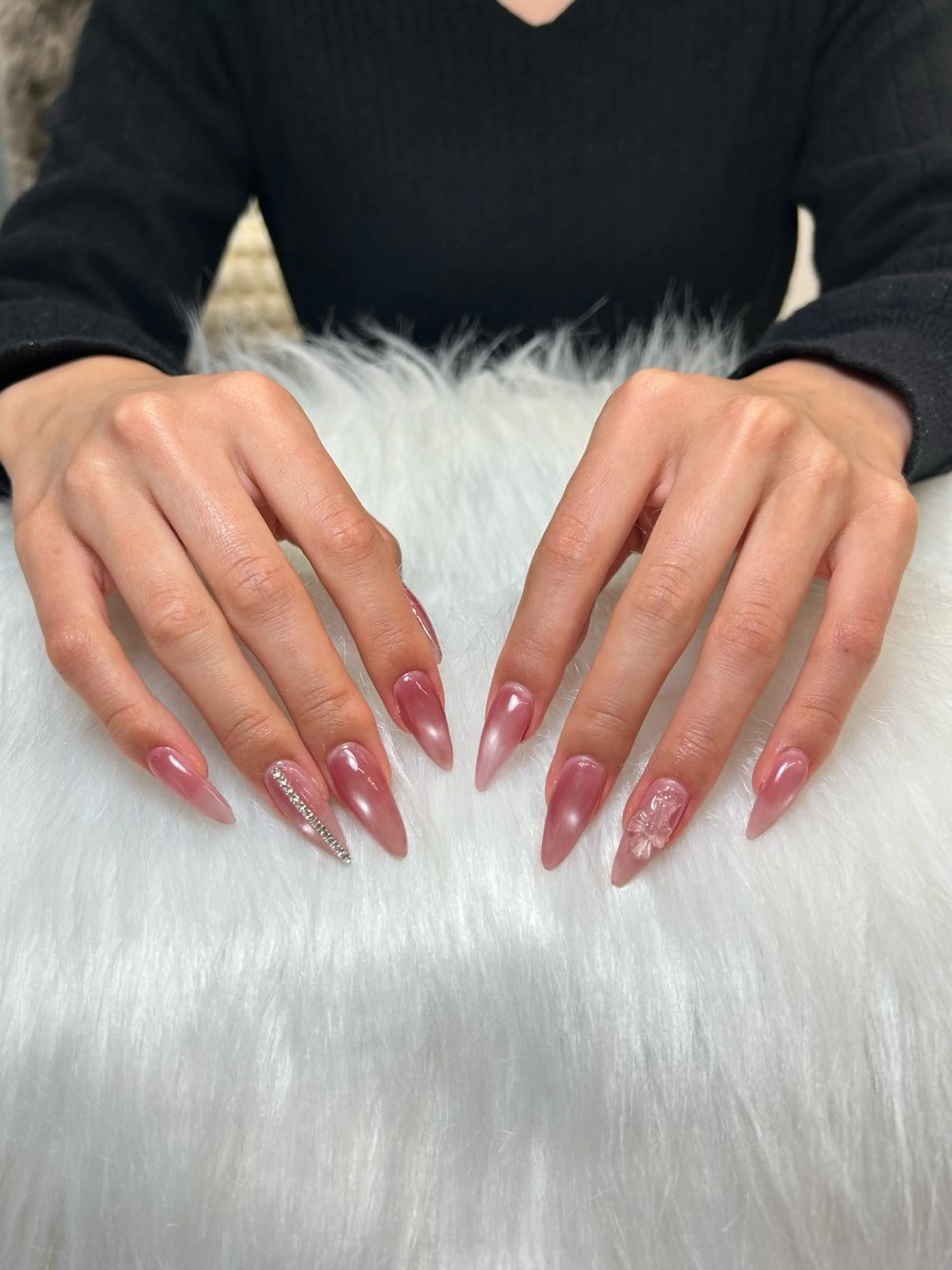 ネイル マグネットネイル マグネットワンカラー ワンカラーネイル ハンドネイル MIHANAネイル /RUNA ルナのネイルデザイン