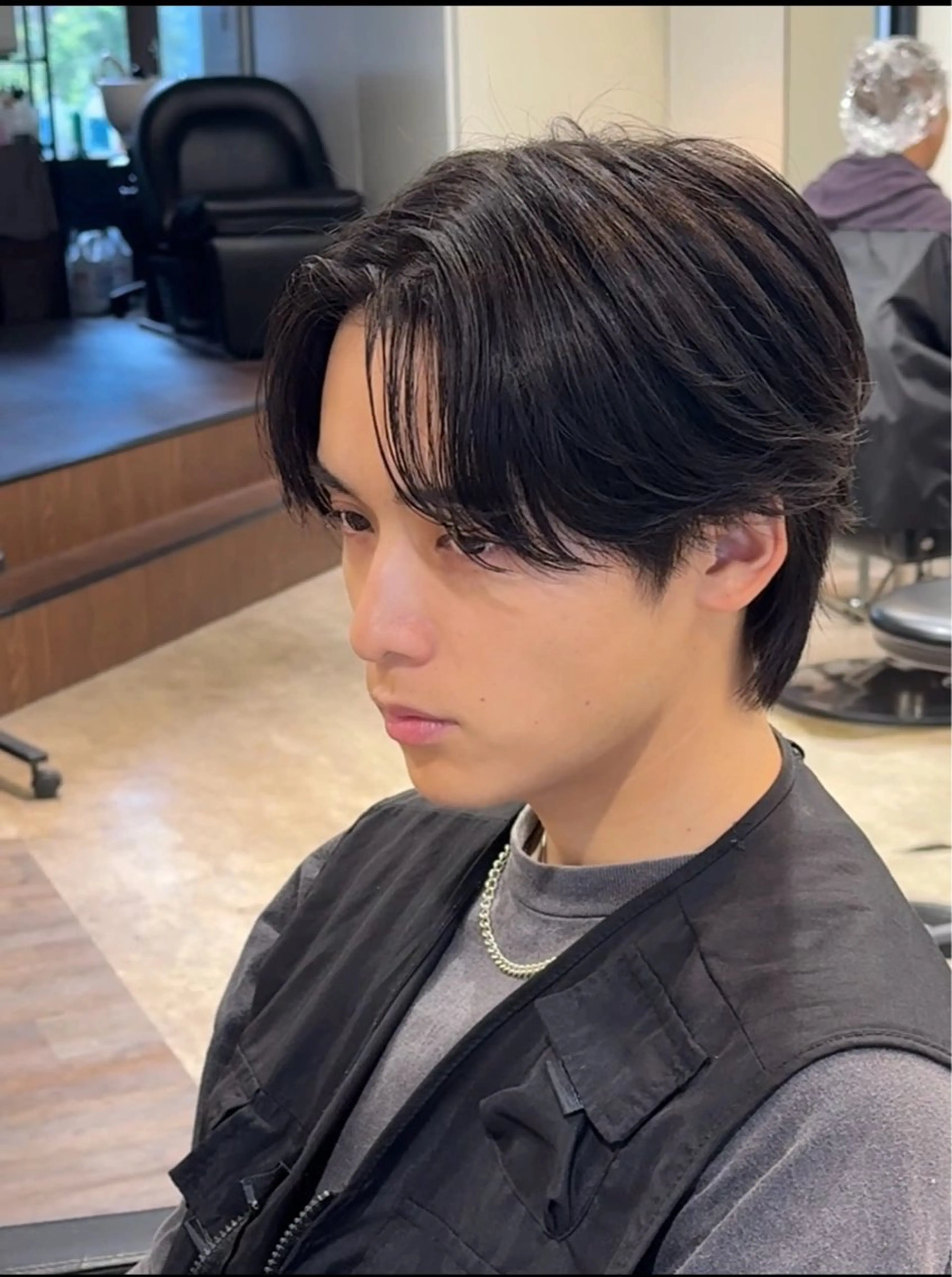 ショート パーマ メンズ メンズパーマ ニュアンスパーマ カット パーマ トリートメント ヘアセット サロンズ内B区画所属・新宿メンズ専門 メンズパーマ特化のヘアスタイル