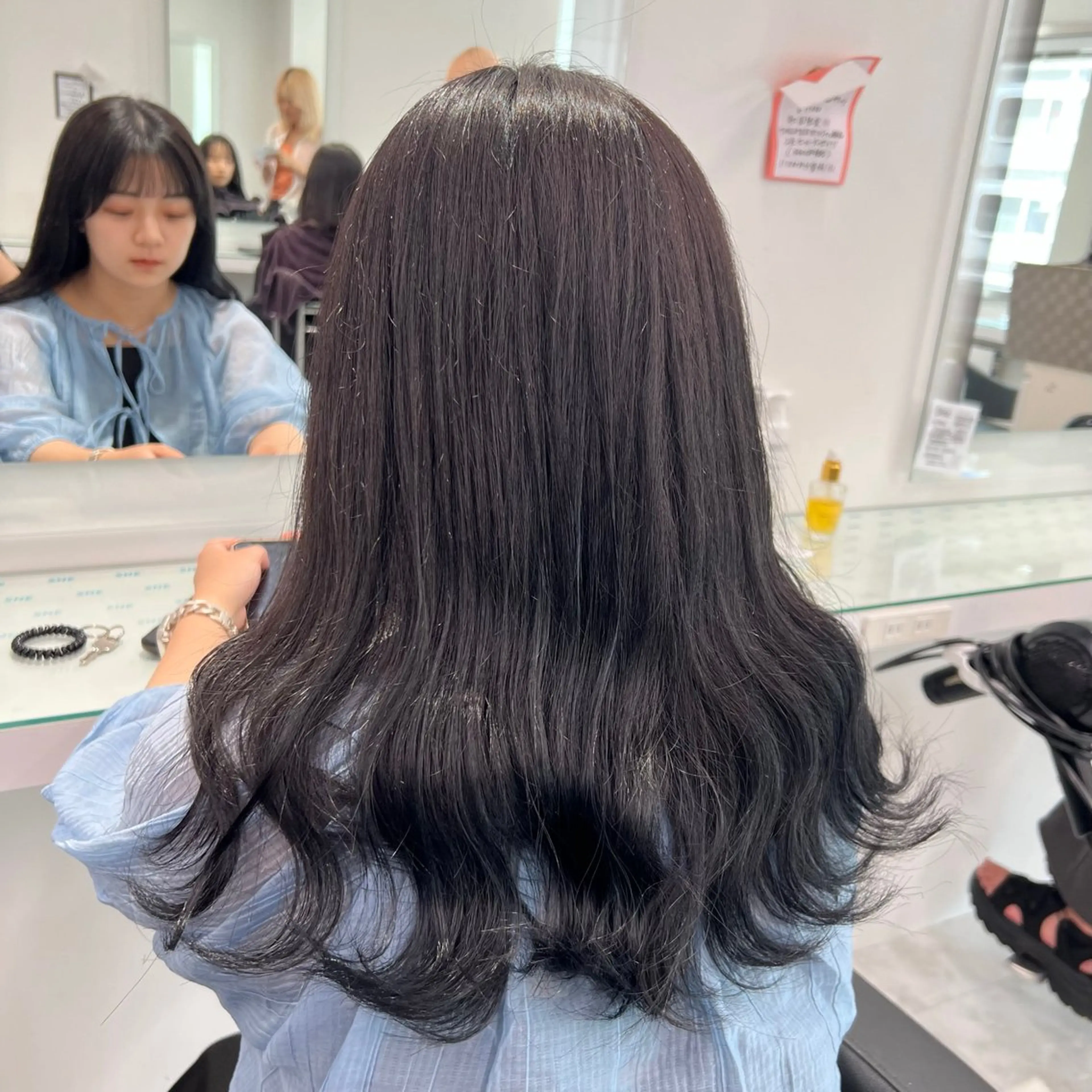 ロング ヘアアレンジ カット ヘアカラー トリートメント ヘッドスパ ヘアセット 透け上品ハイトーン 職人ゆうと🤍のヘアスタイル