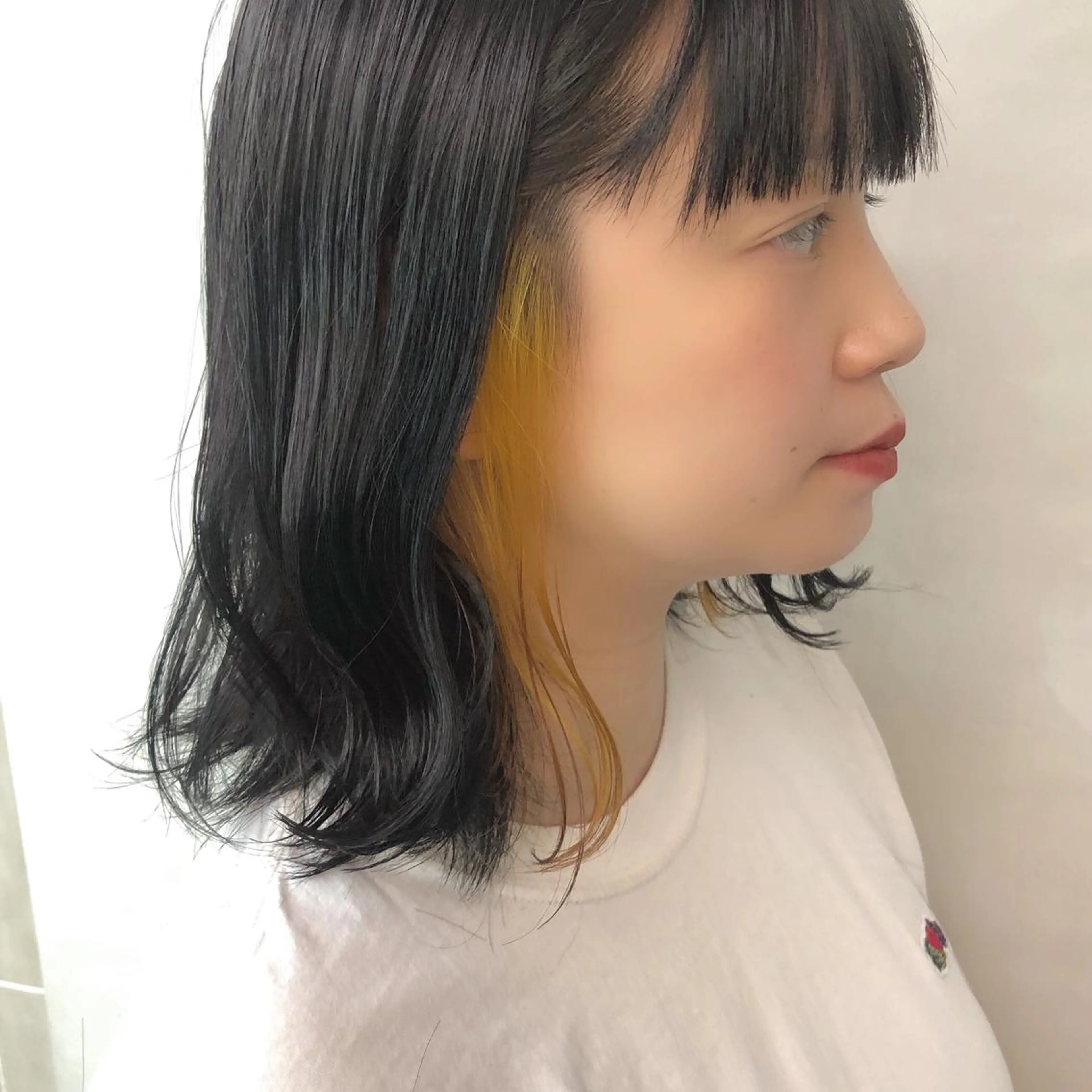 ミディアム カラー インナーカラー カット ヘアカラー ヘッドスパ 齋藤 咲のヘアスタイル