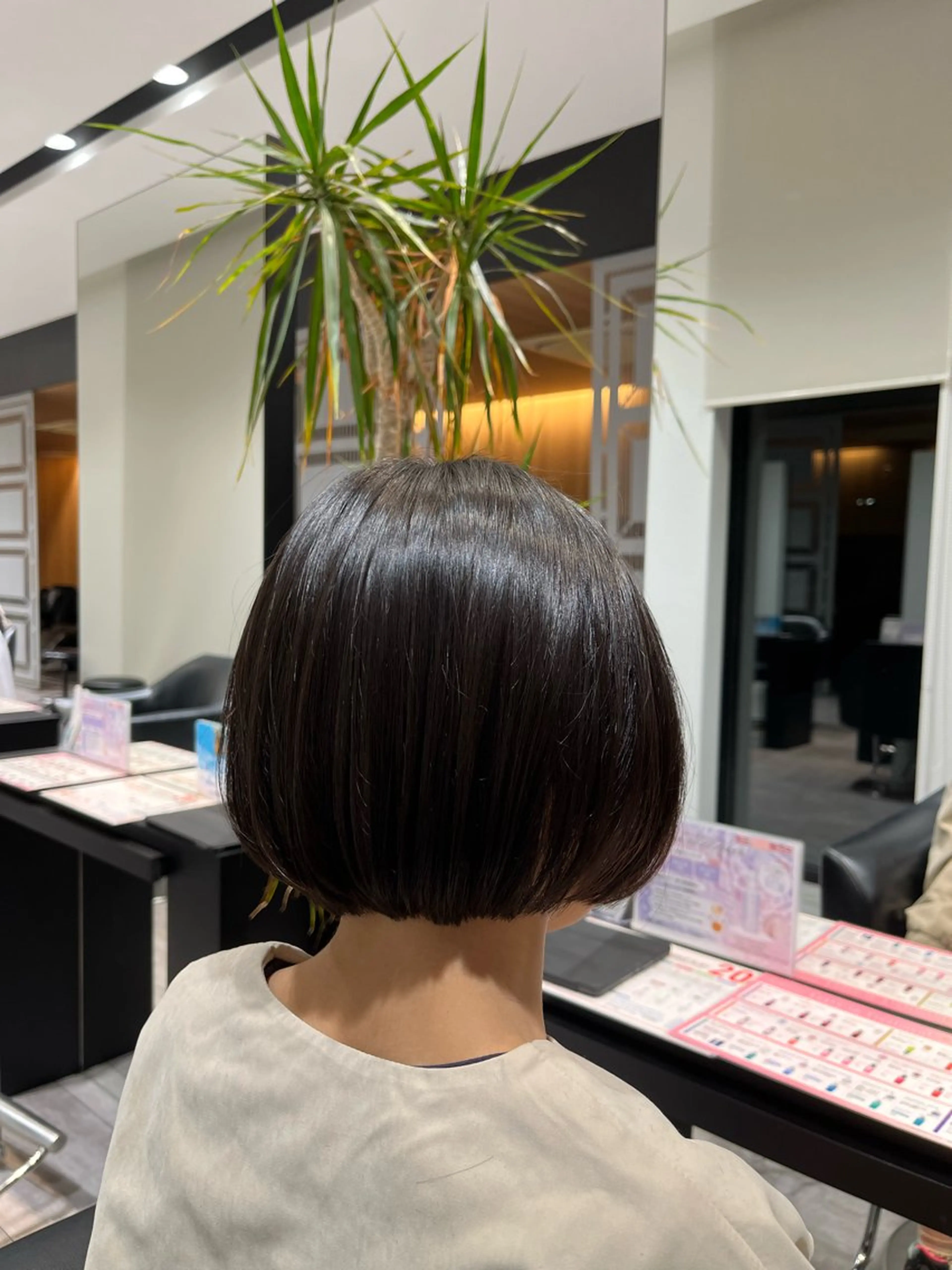 ショート ワンレンボブ ボブ Lead Hair by vamp所属・亀井 慎太郎のヘアスタイル