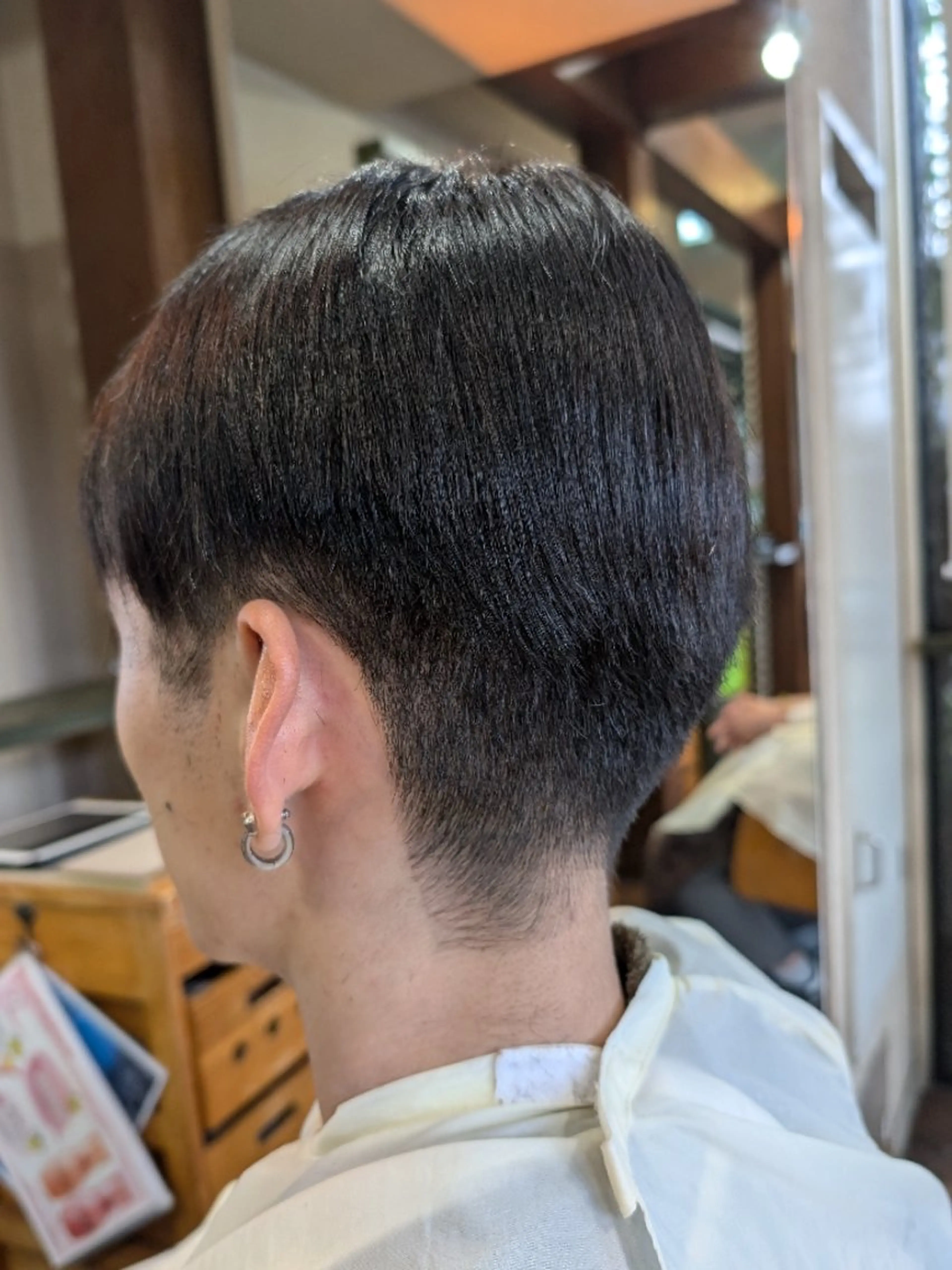 ショート メンズ ツーブロック 刈り上げ 本田 圭輔のヘアスタイル