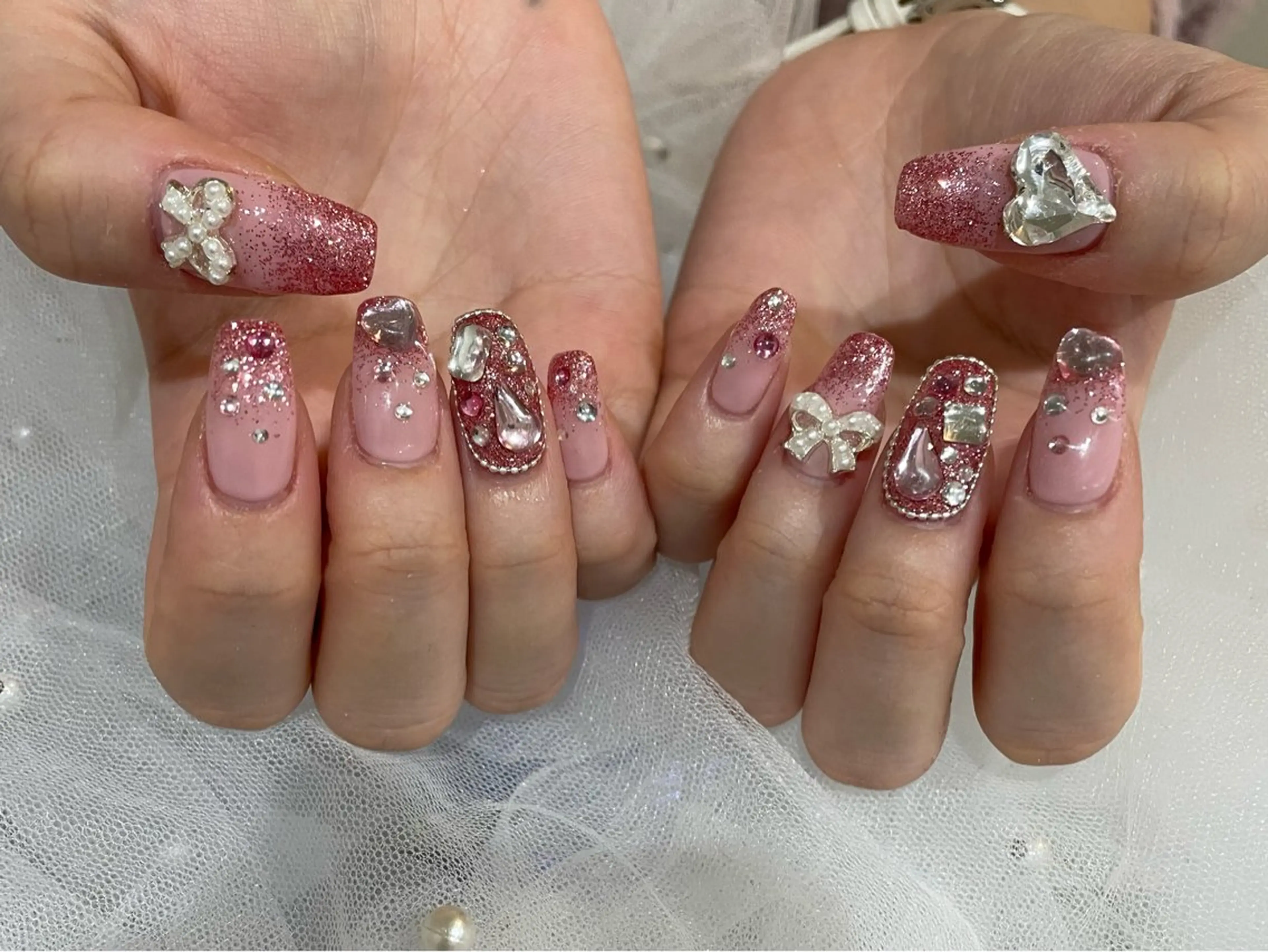 ネイル ハンドネイル ハンドケア amiLe 🎀yuunaのネイルデザイン